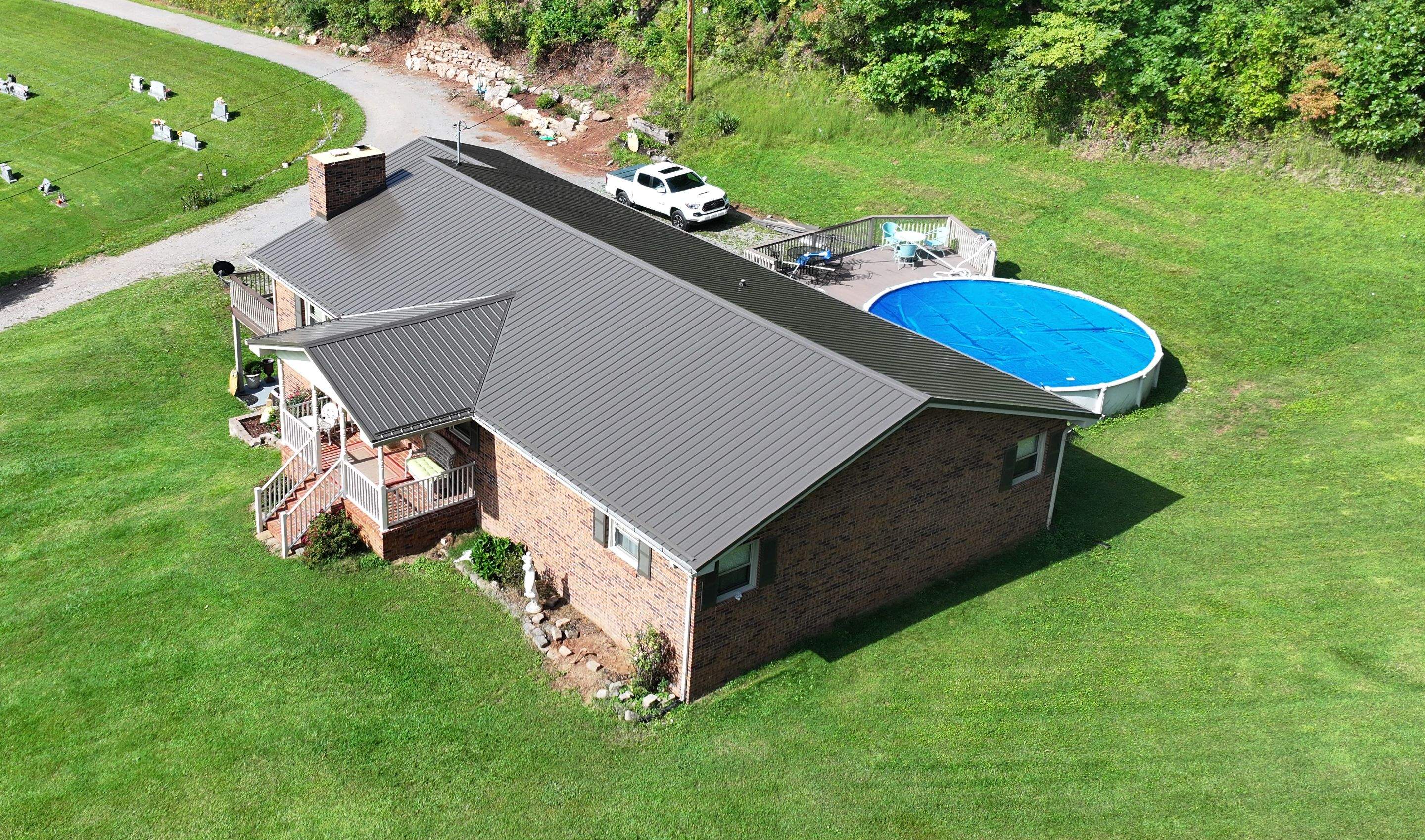 Whisenhunt Residence by Omnia Roofing