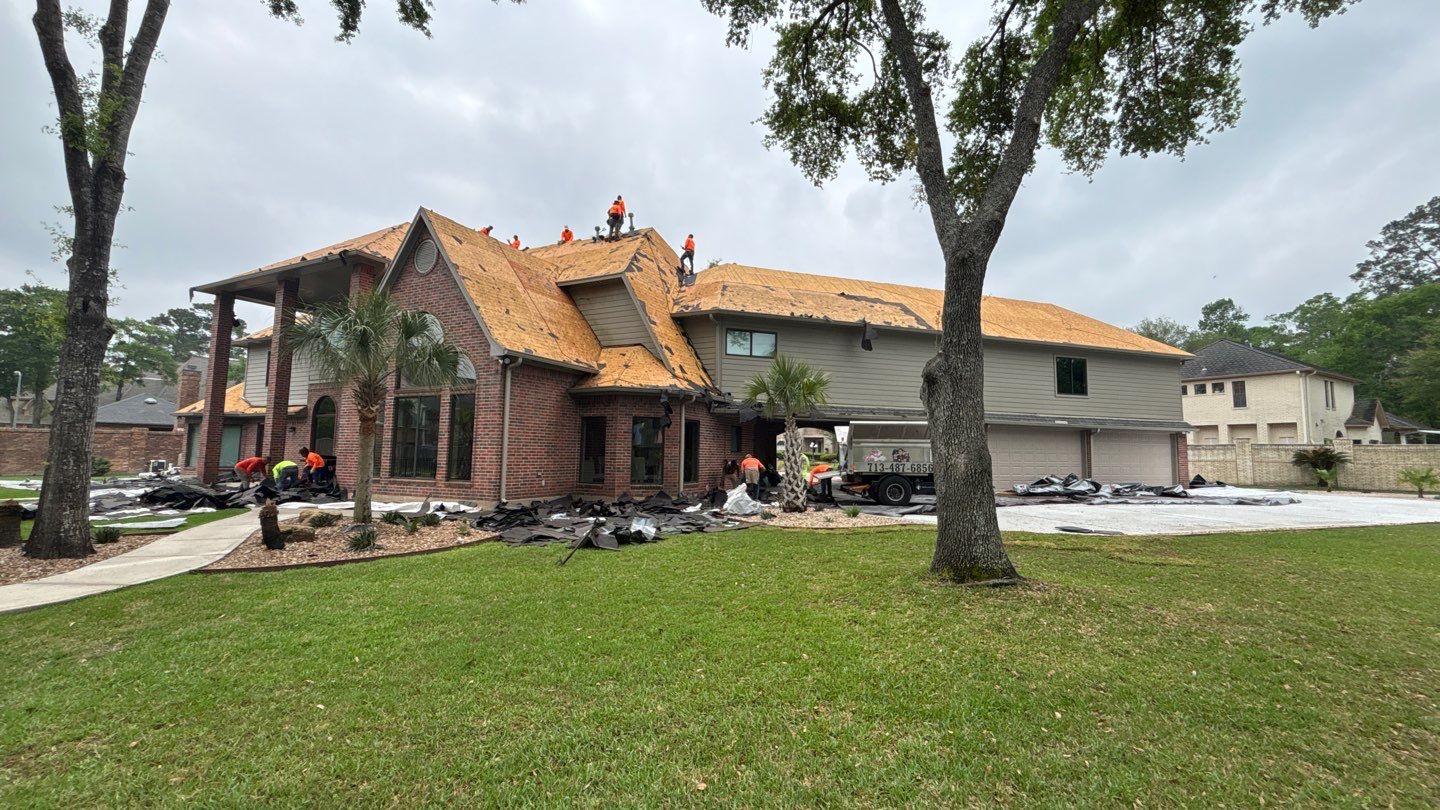 Roof Replacement Houston by Roof Repair Company
