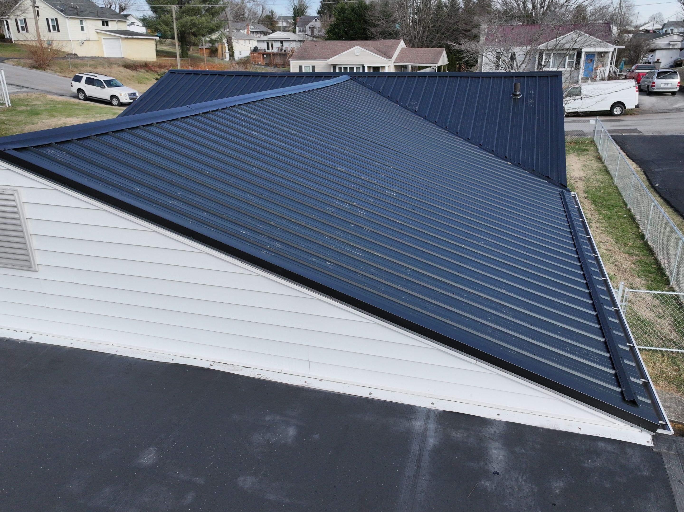 Kite Residence by Omnia Roofing