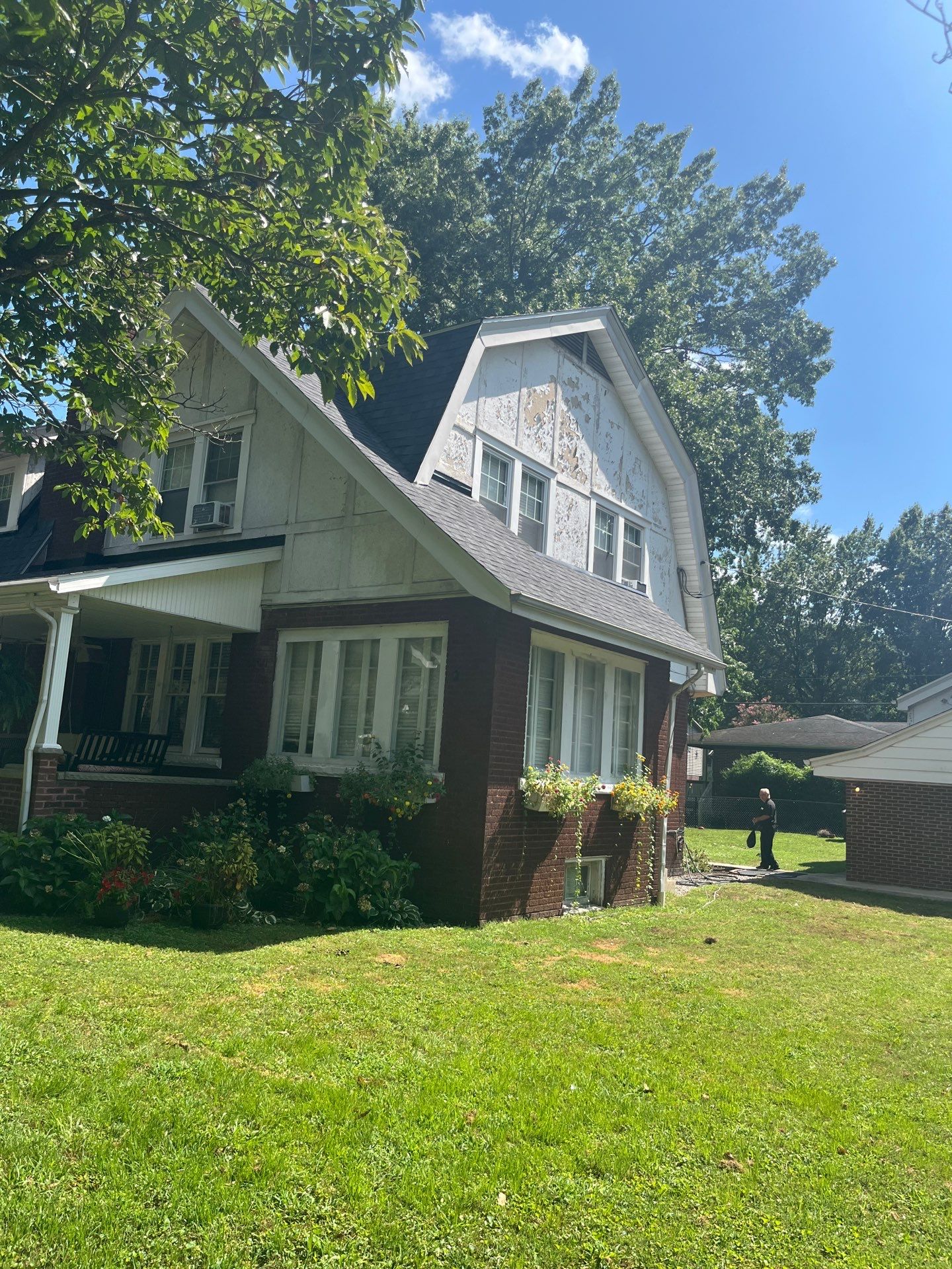 Charleston WV IKO Dynasty Roof Replacement – Premium Asphalt Shingles & Expert Installation by Mr. Roofer