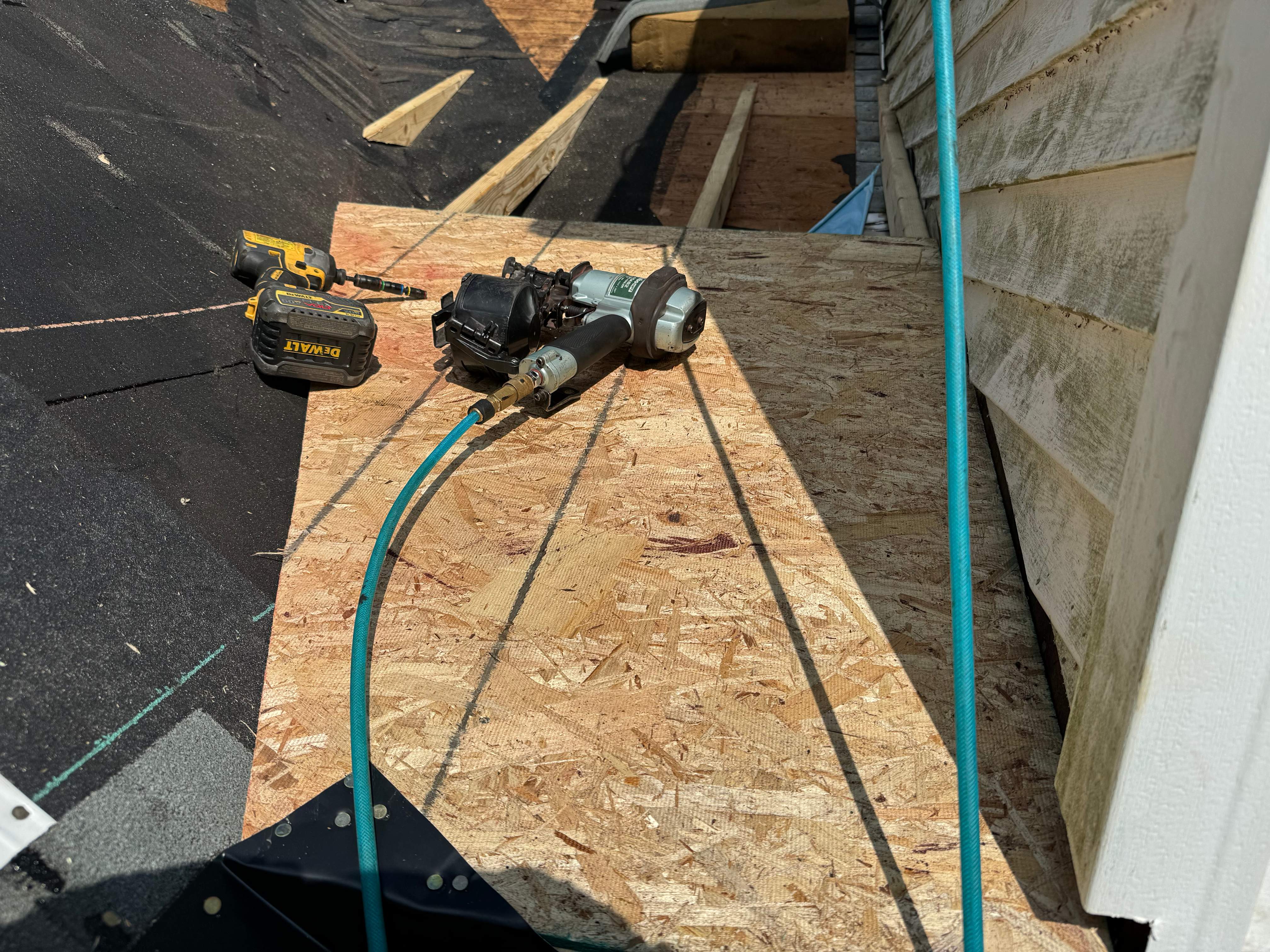 Residential Roofing Installation using Certainteed Landmark ClimateFlex by GRACCO