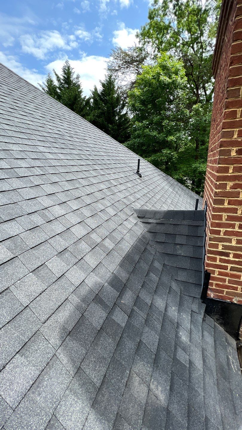 Clifton - CertainTeed Landmark Charcoal Black by RM Banning, Inc.