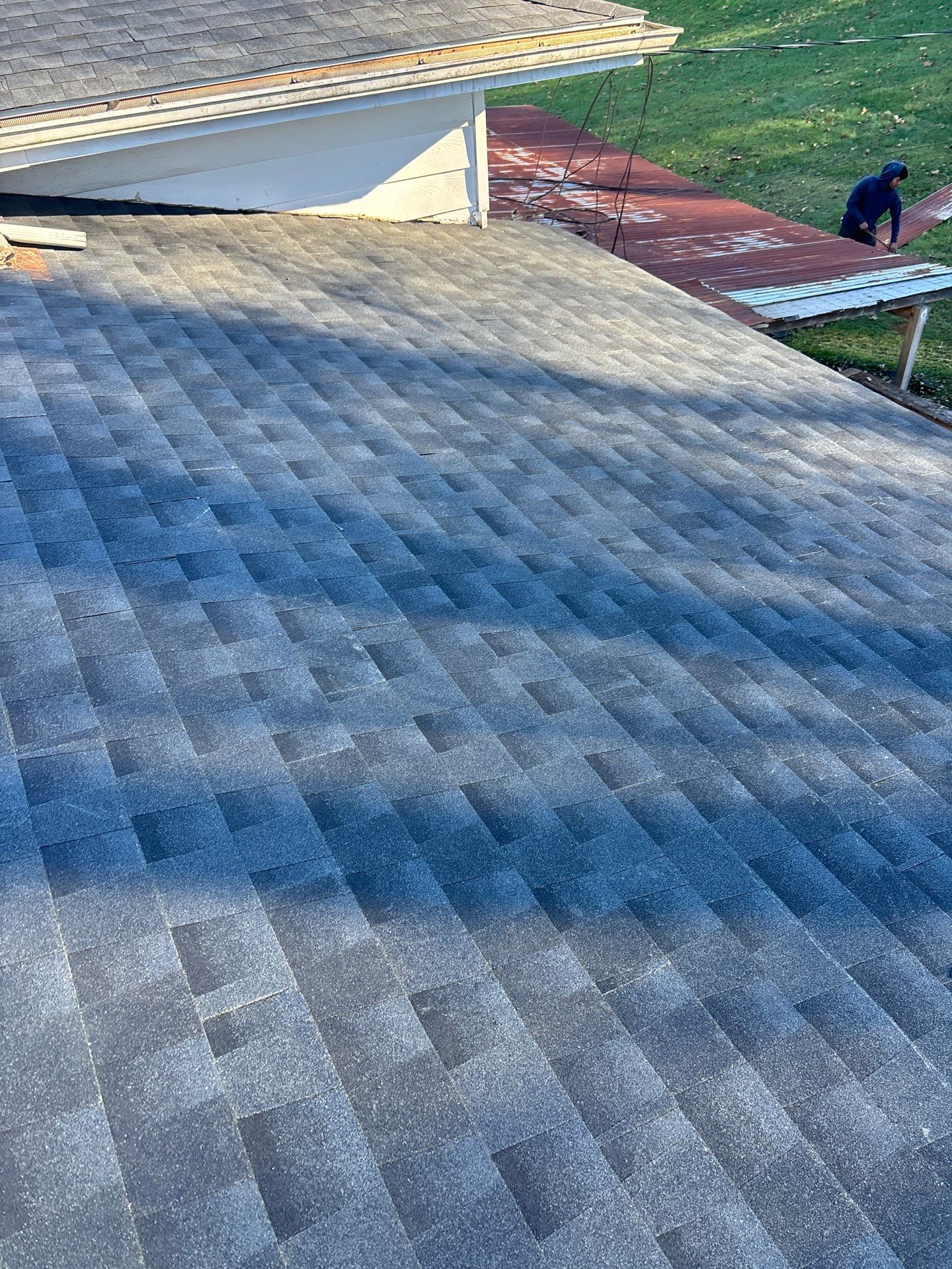 Residential Roofing Installation using GAF Timberline HDZ Charcoal by Rainstoppers Roofing