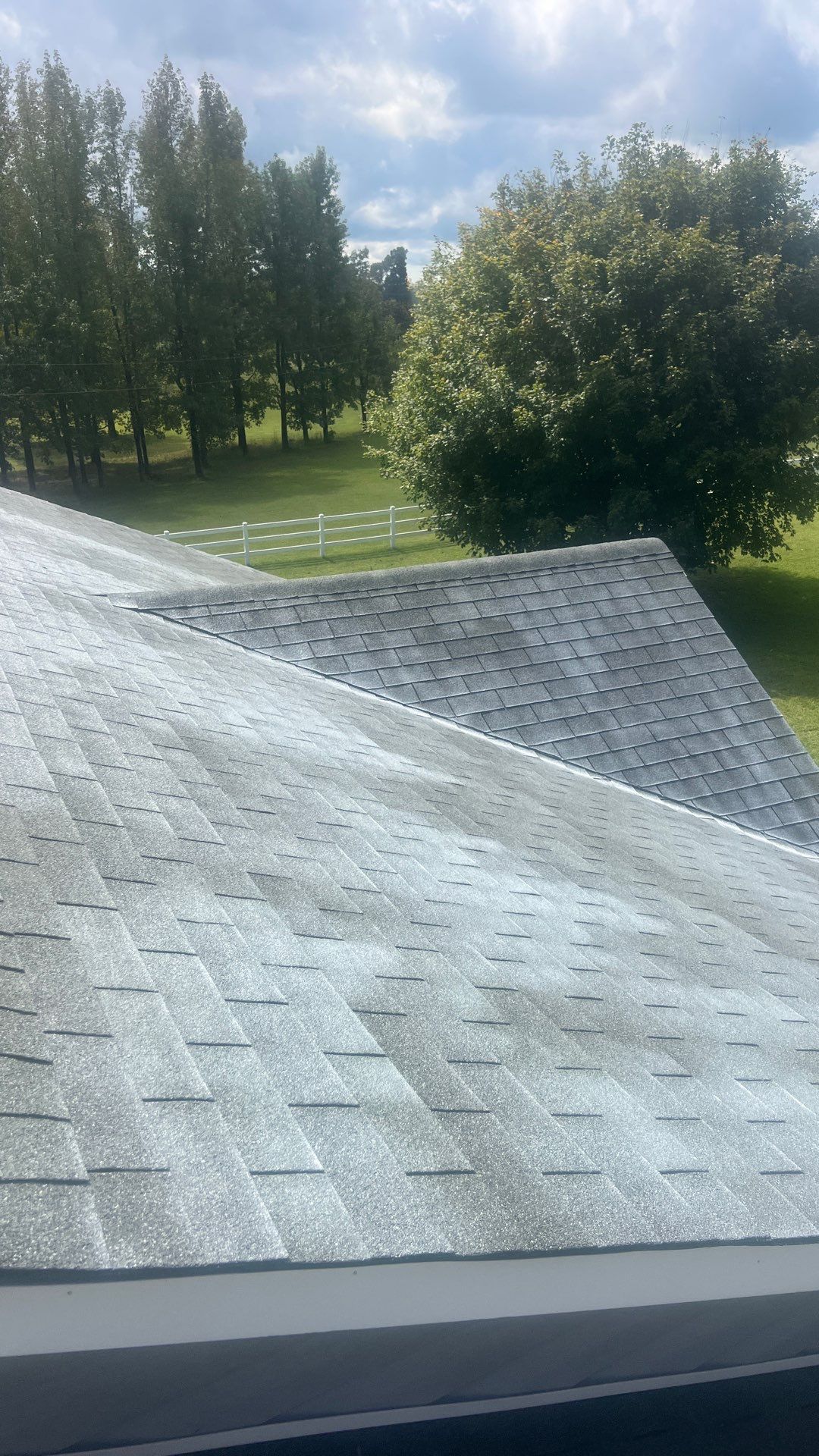 Project in Amelia Court House by Roof Maxx of Midlothian