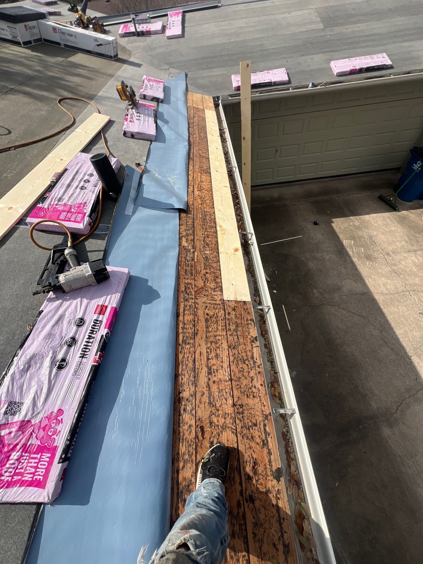 Sinton Texas Roofing by Bayfront Roofing and Construction