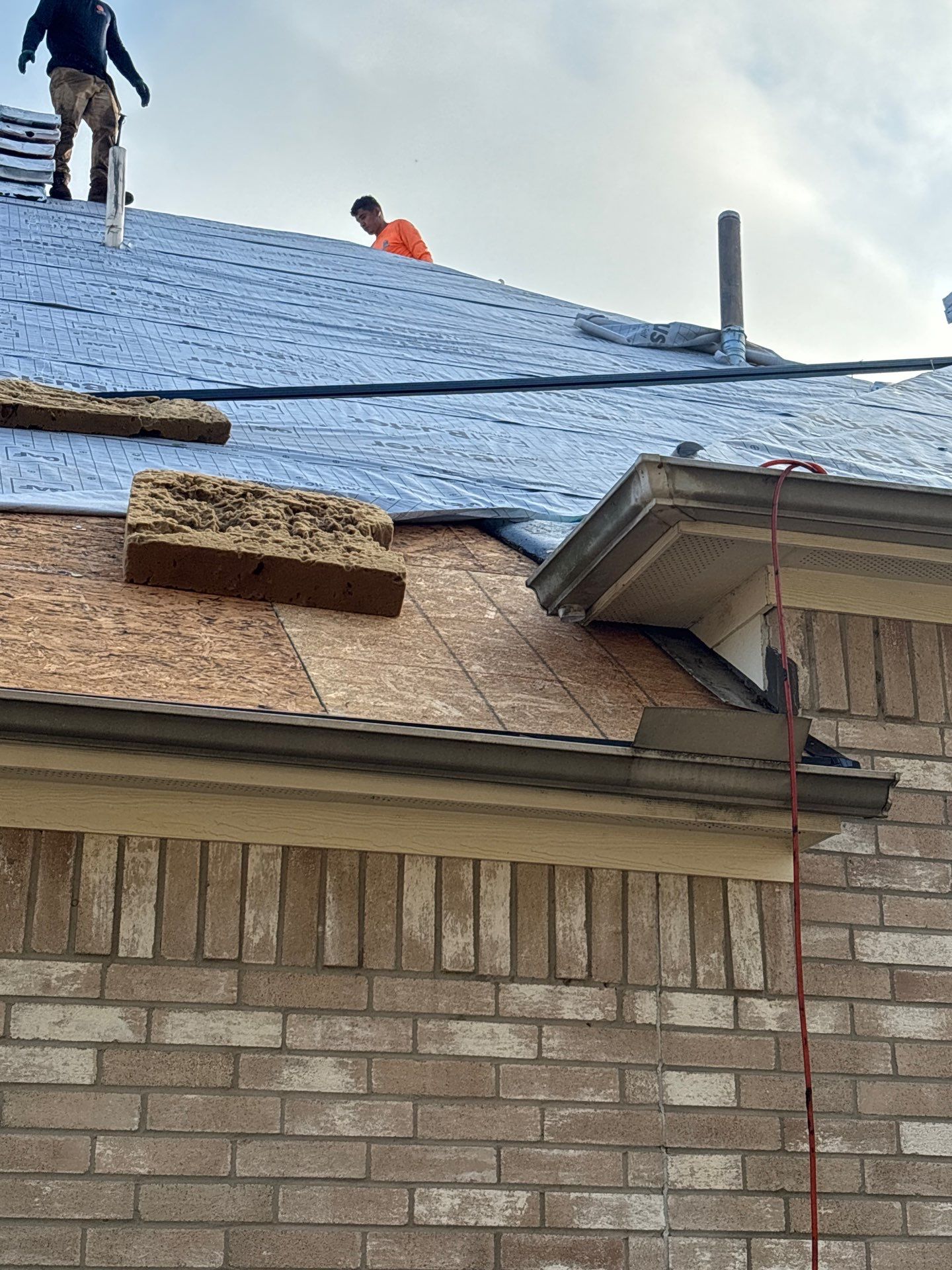 Roof Replacement in Ashford Lakes, Sugar Land TX by Roof Repair Company