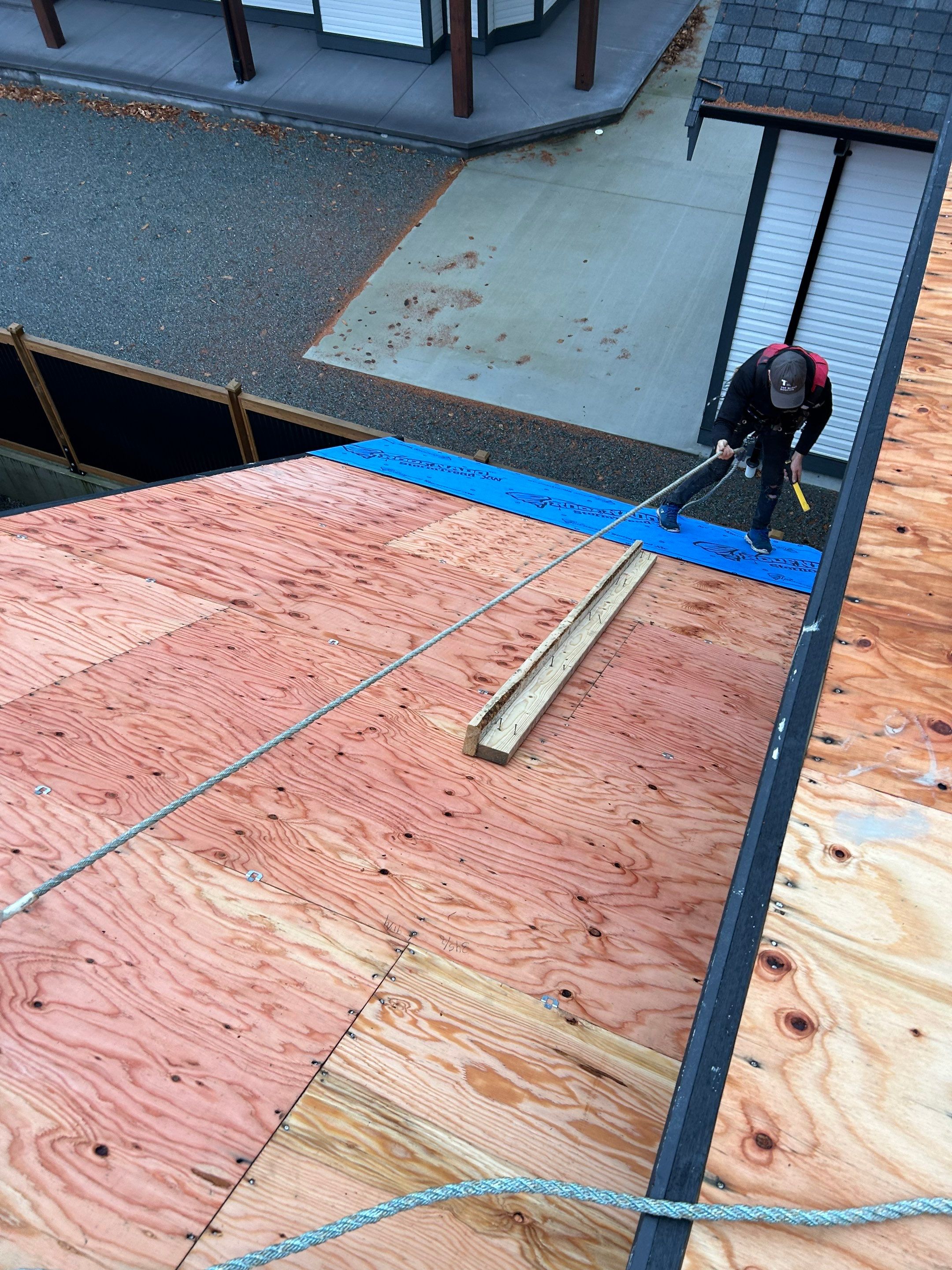 Residential Roofing Installation using GAF Charcoal HDZ by Top Notch Roofing Inc