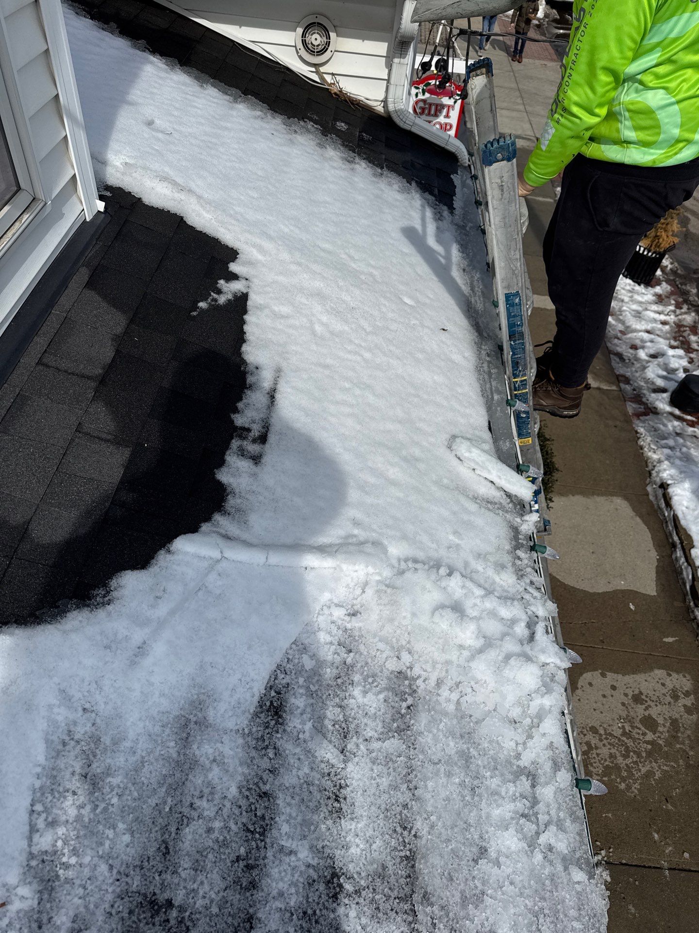 Gutter Repair using 5" Aluminum Gutters by 3 Daughters Construction 