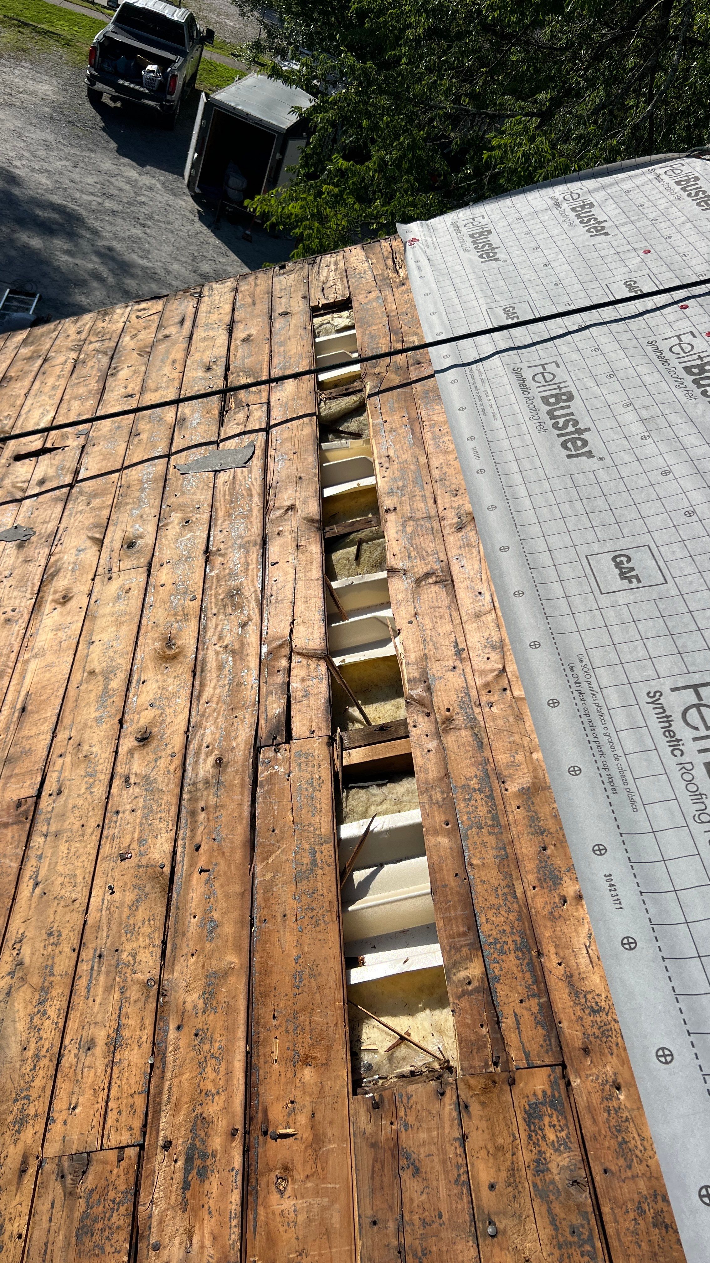 Morabit Office Building by United Contracting and Roofing