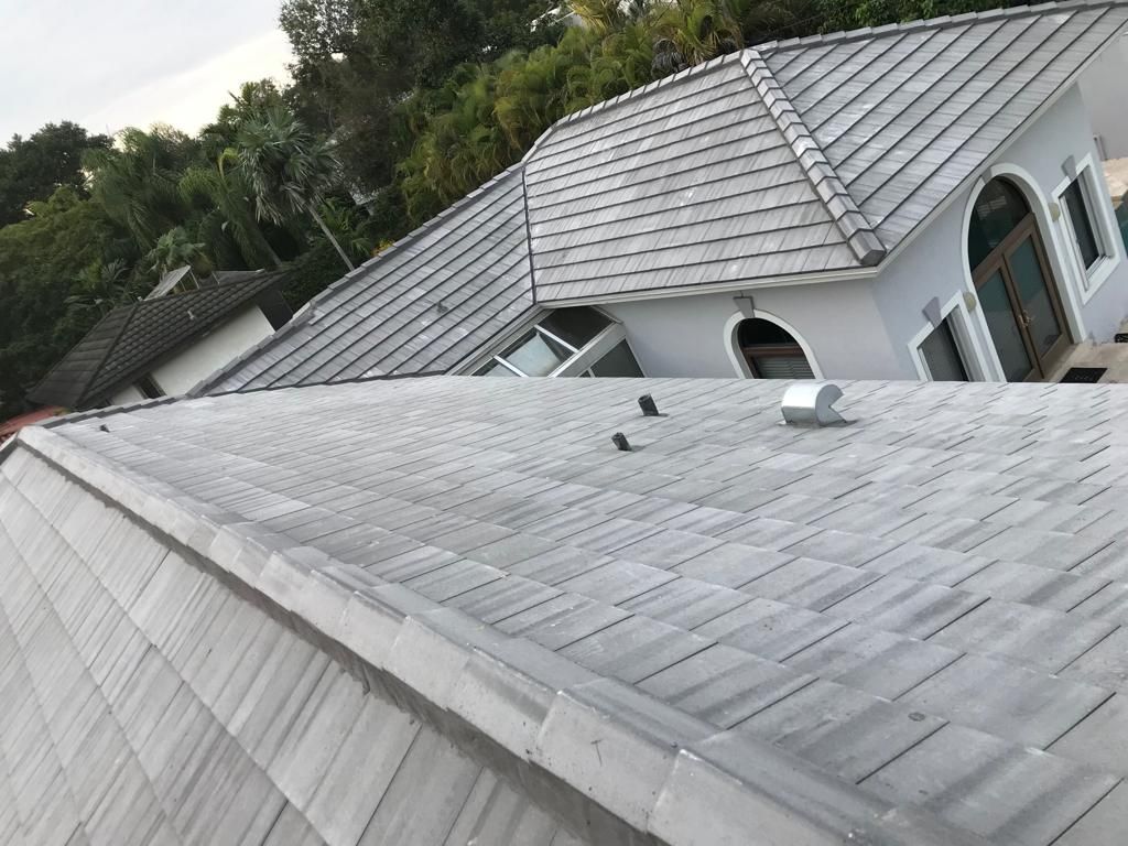 Crown Windsor Slate - Manatee Color by Istueta Roofing