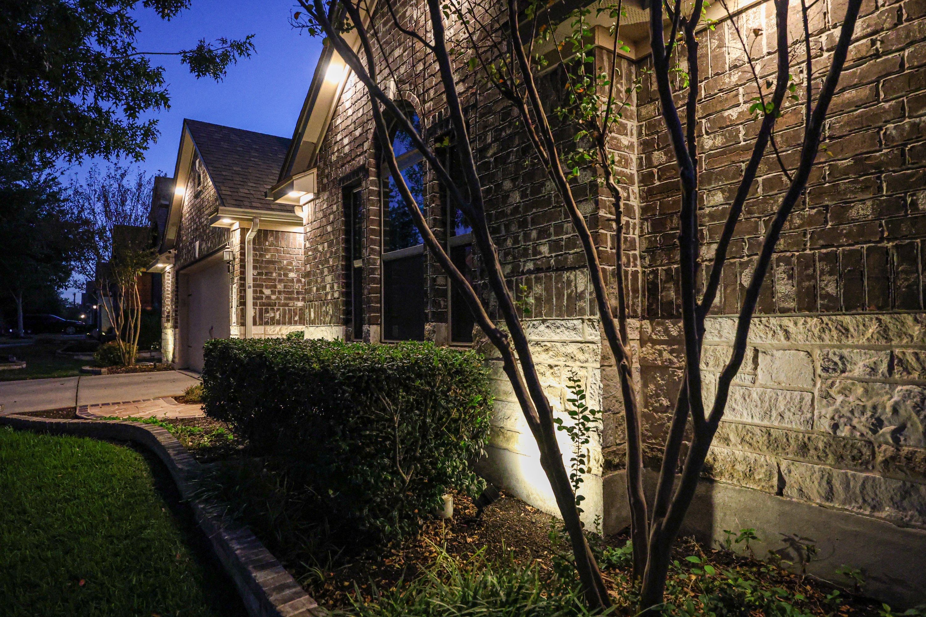 Wortham Oaks, San Antonio by Hole In One Lawns, LLC