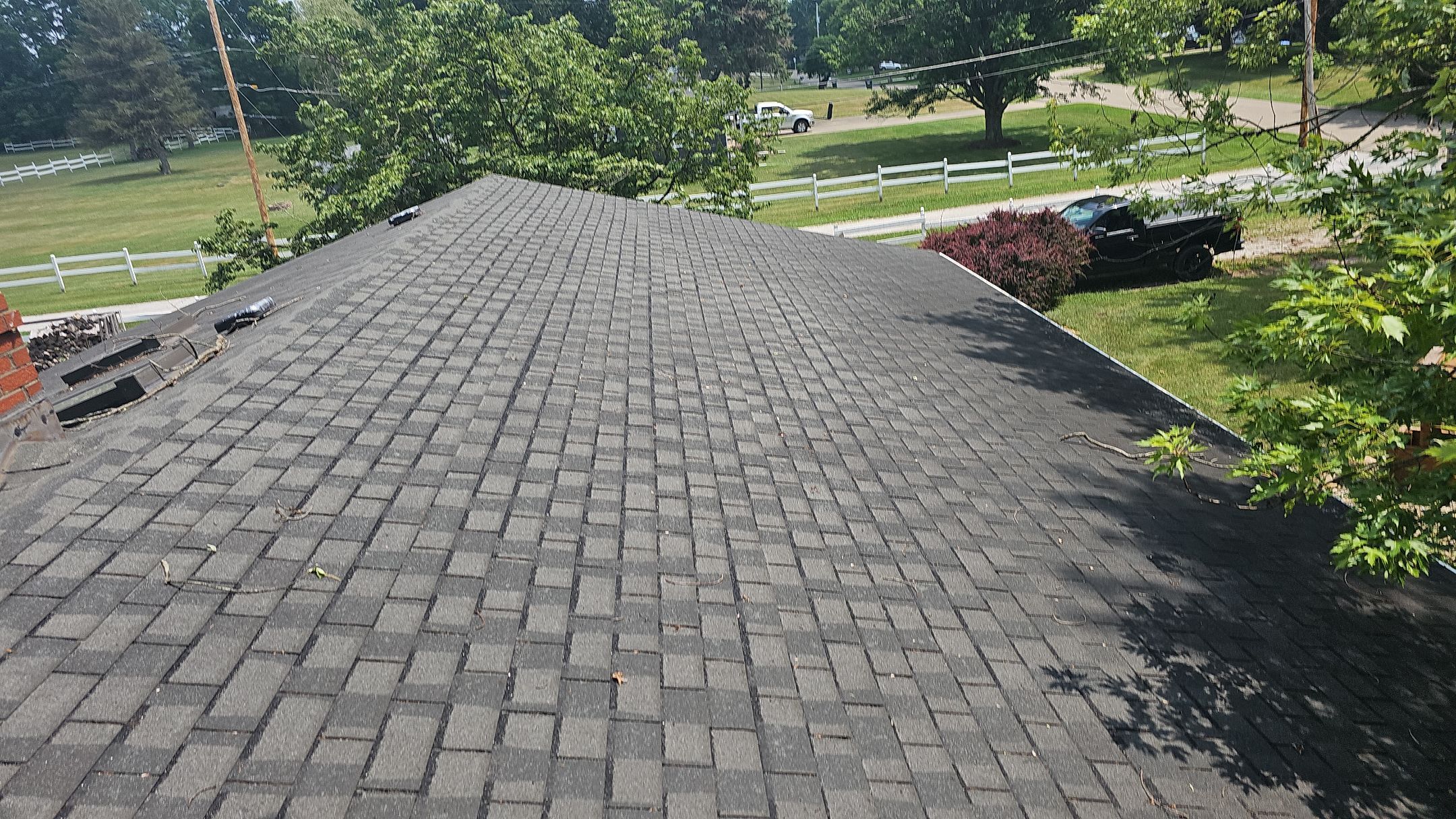 ATLAS PINNACLE COLOR: COASTAL GRANITE by Eagle Eye Roofing