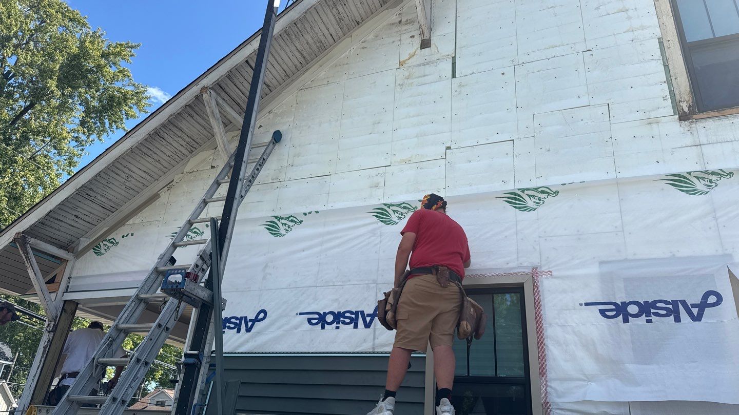Siding Replacement using Alside Charter Oak D4.5" Deep Moss by 180 Contractors