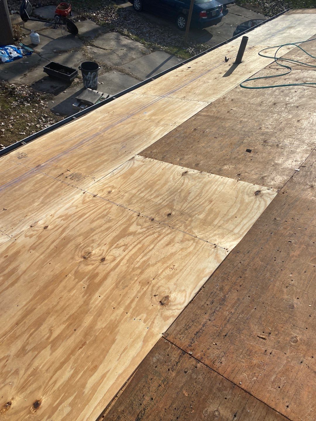 Residential Roofing Installation using Owens Corning Oakridge, Desert Tan by Absolute Roofing and Construction