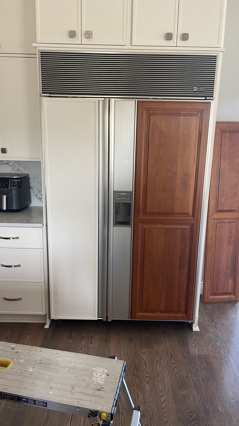 Kitchen Remodel using Fabuwood Luna Dove and Indigo Cabinetry by HomeWerkes Design & Build