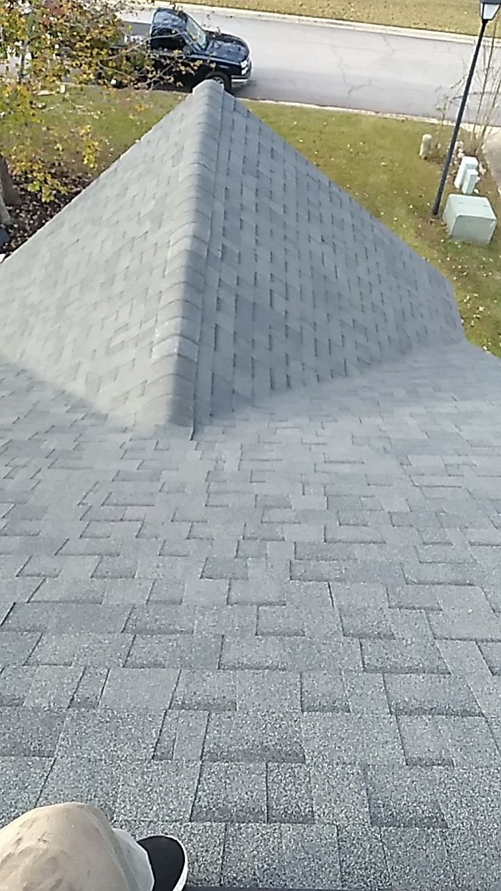 Residential Roofing Installation using Owens Corning Oakridge- Williamsburg Gray by Indigo State Roofing