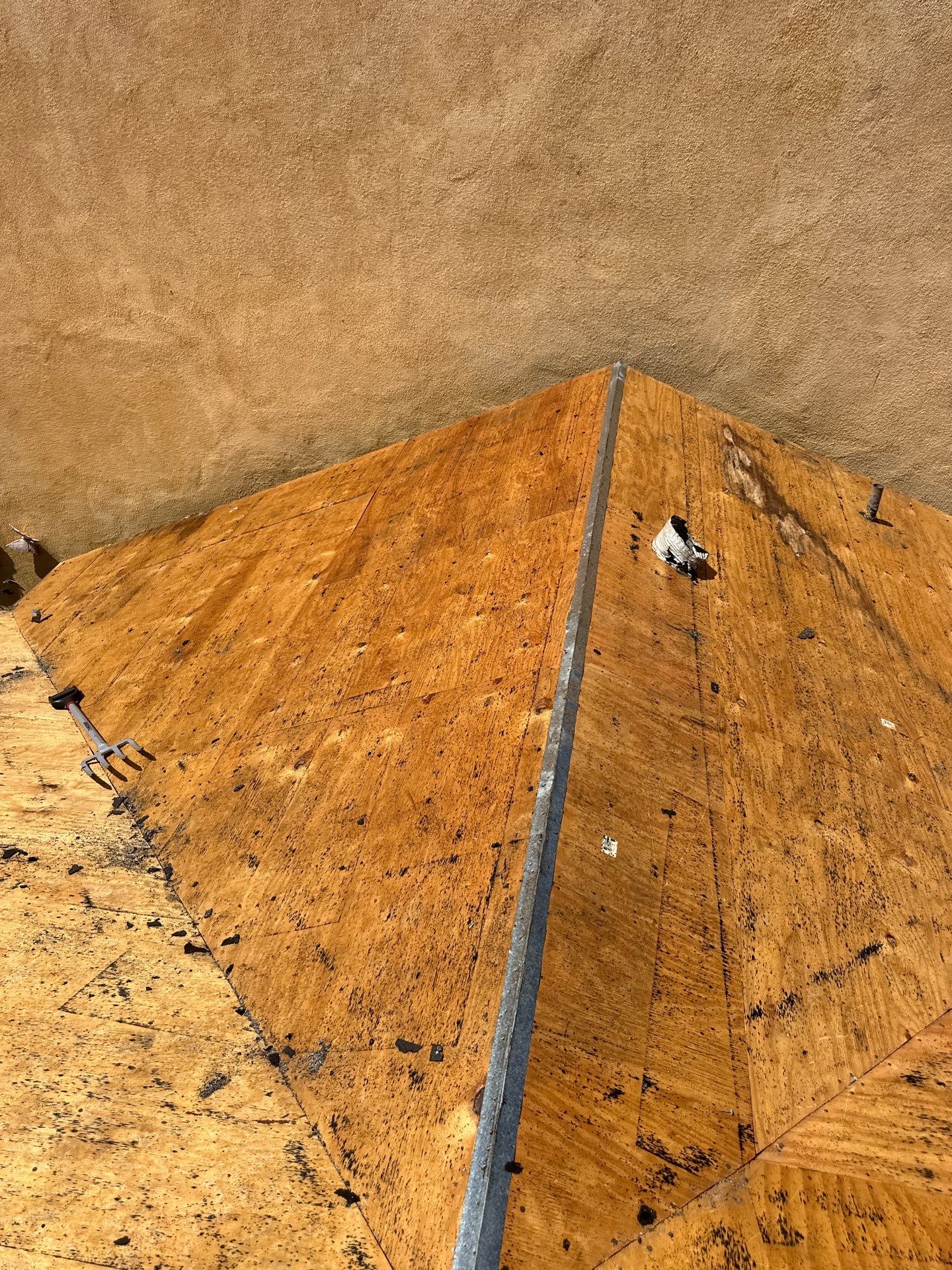Roof Replacement - Long Beach, CA 90814 by Epic Roof Replacement