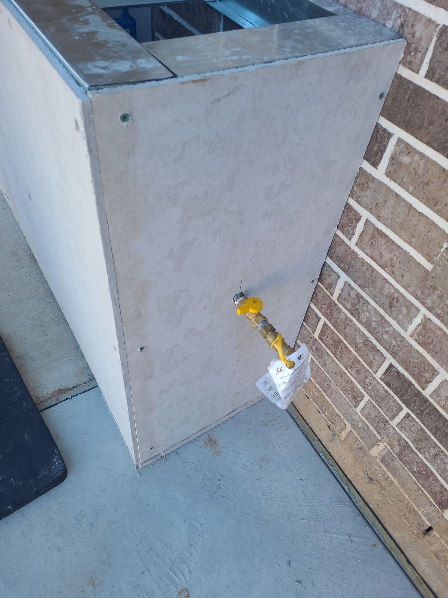 Summer Kitchen in Fulshear by SophAlx LLC