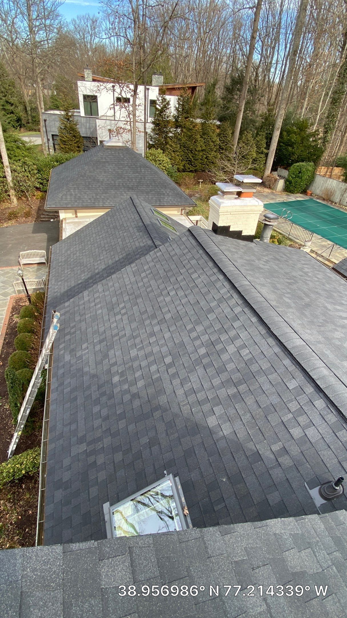 McLean: Certainteed Landmark Pro Designer Shingles in Max Def Charcoal Black by RM Banning, Inc.