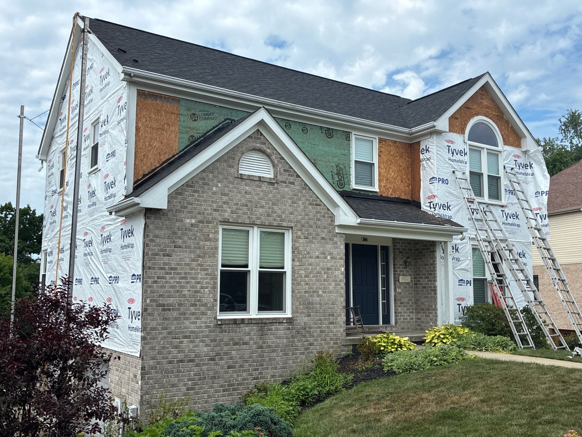 Full House Siding Renovation with English Wedgewood Vinyl Siding in Sewickley by Ideal Siding Pittsburgh