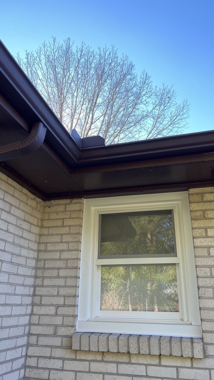 Residential Roofing Installation using Owens Corning Oakridge Roofing System by Undersun Roofing 
