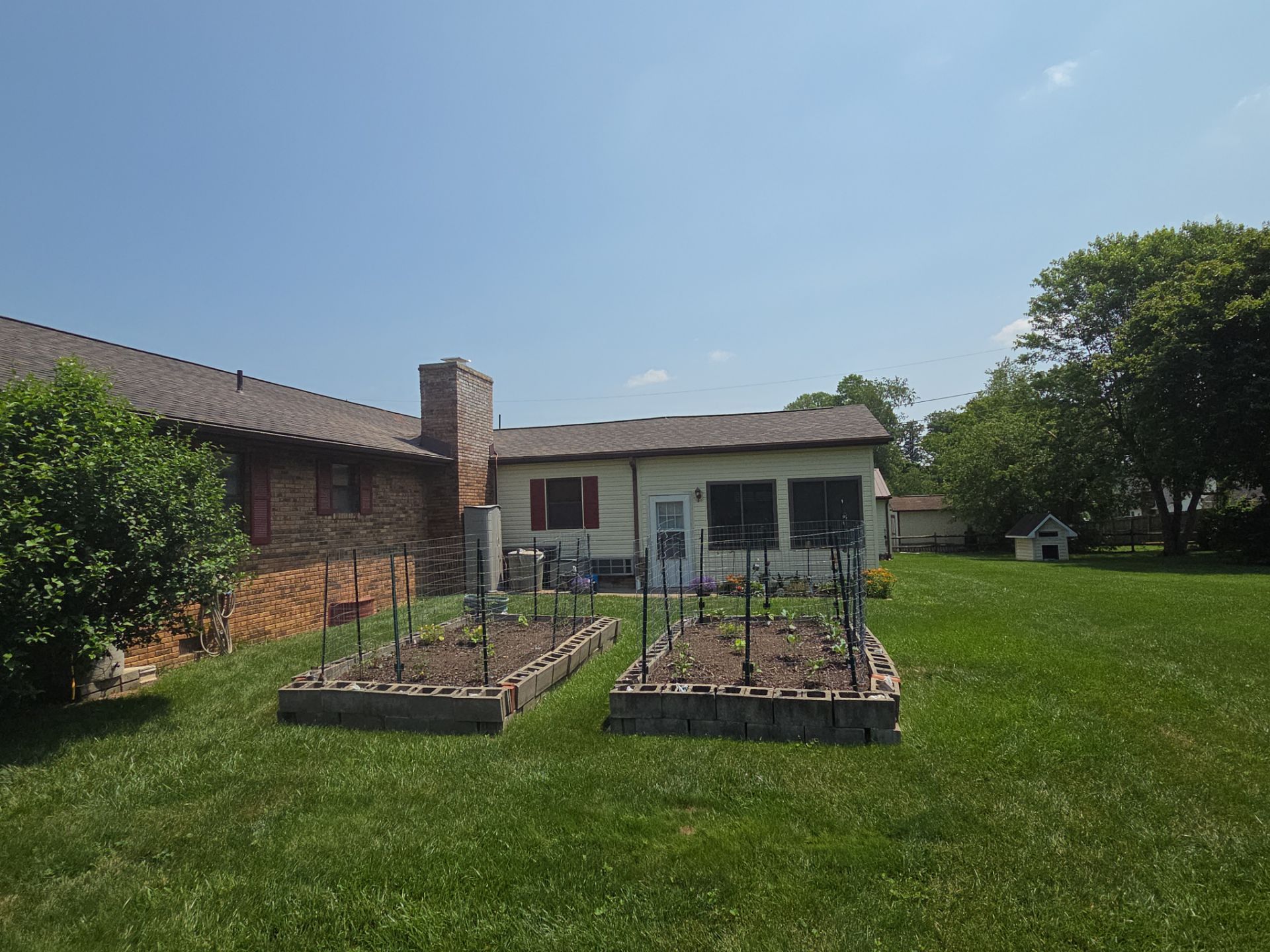 Project Spotlight: Stunning IKO Shadow Brown Roof in Hurricane, WV by Mr. Roofer