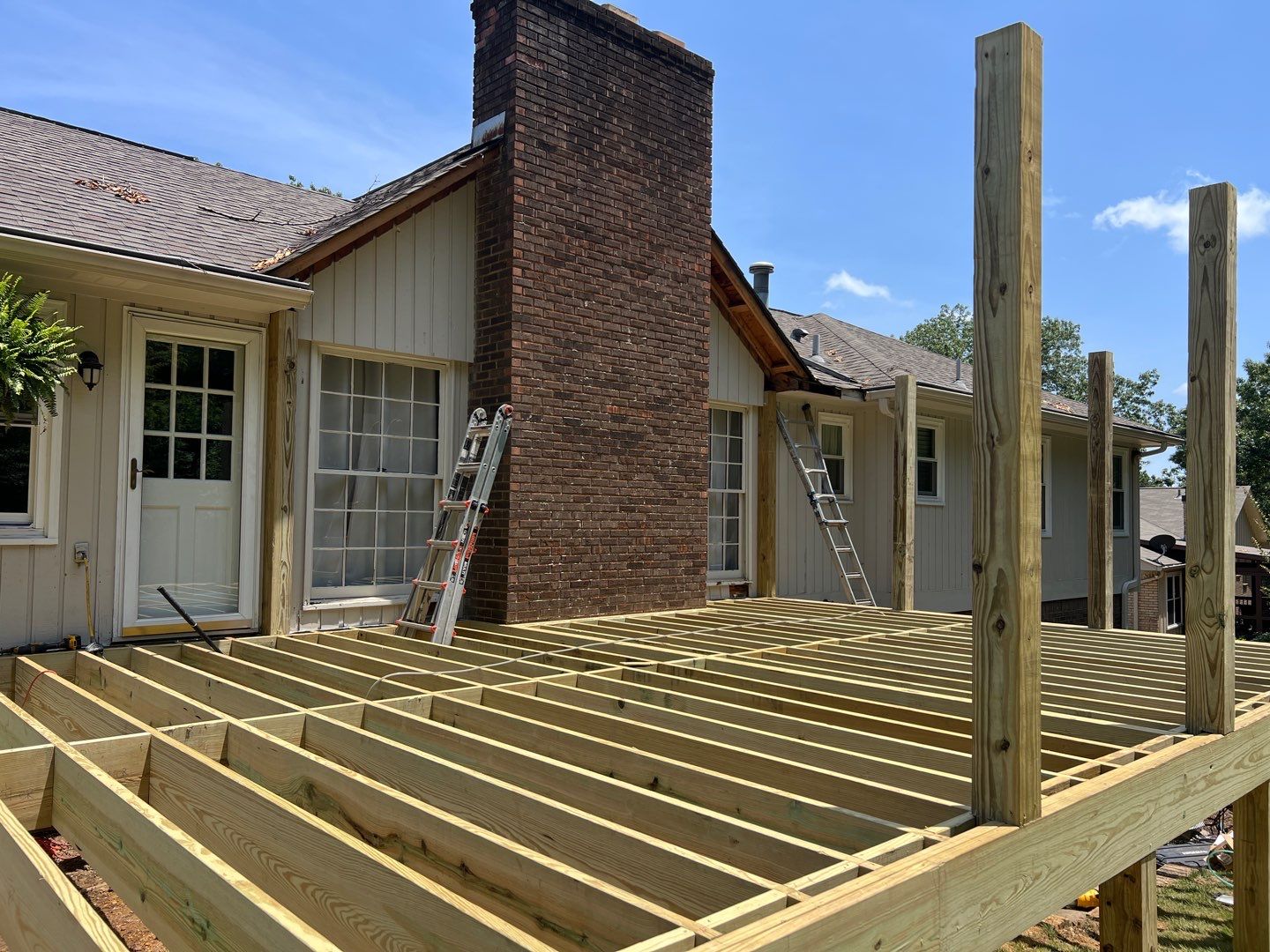 Burntleaf - Screen Porch by Pillar and Pine