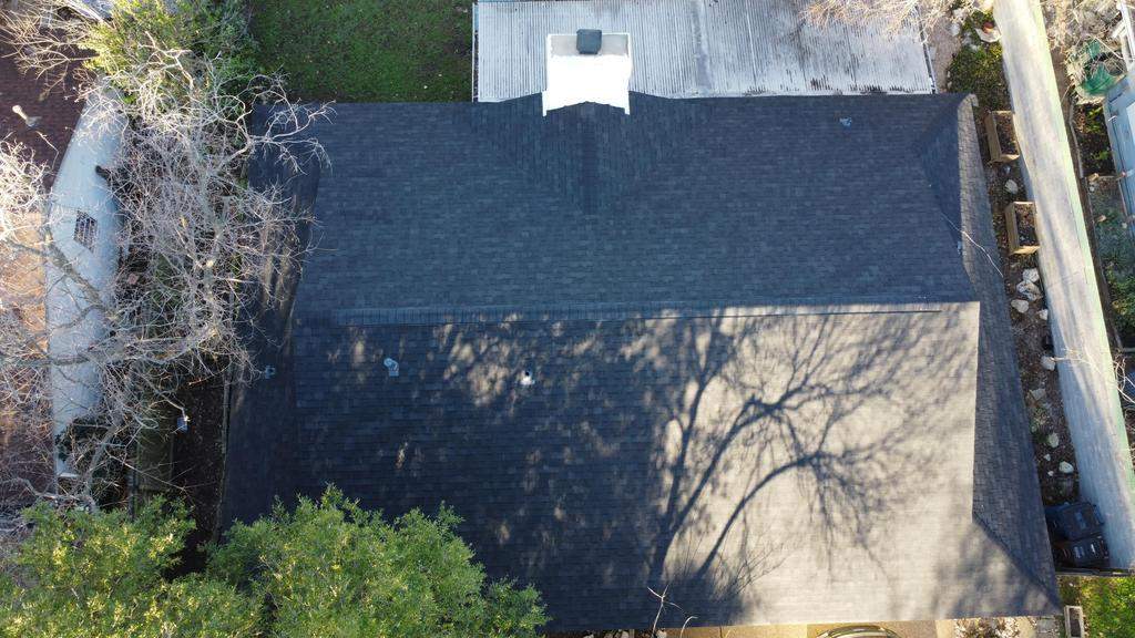 Onyx Black - Owens Corning TruDefinition Duration Storm by RoofsOnly.com