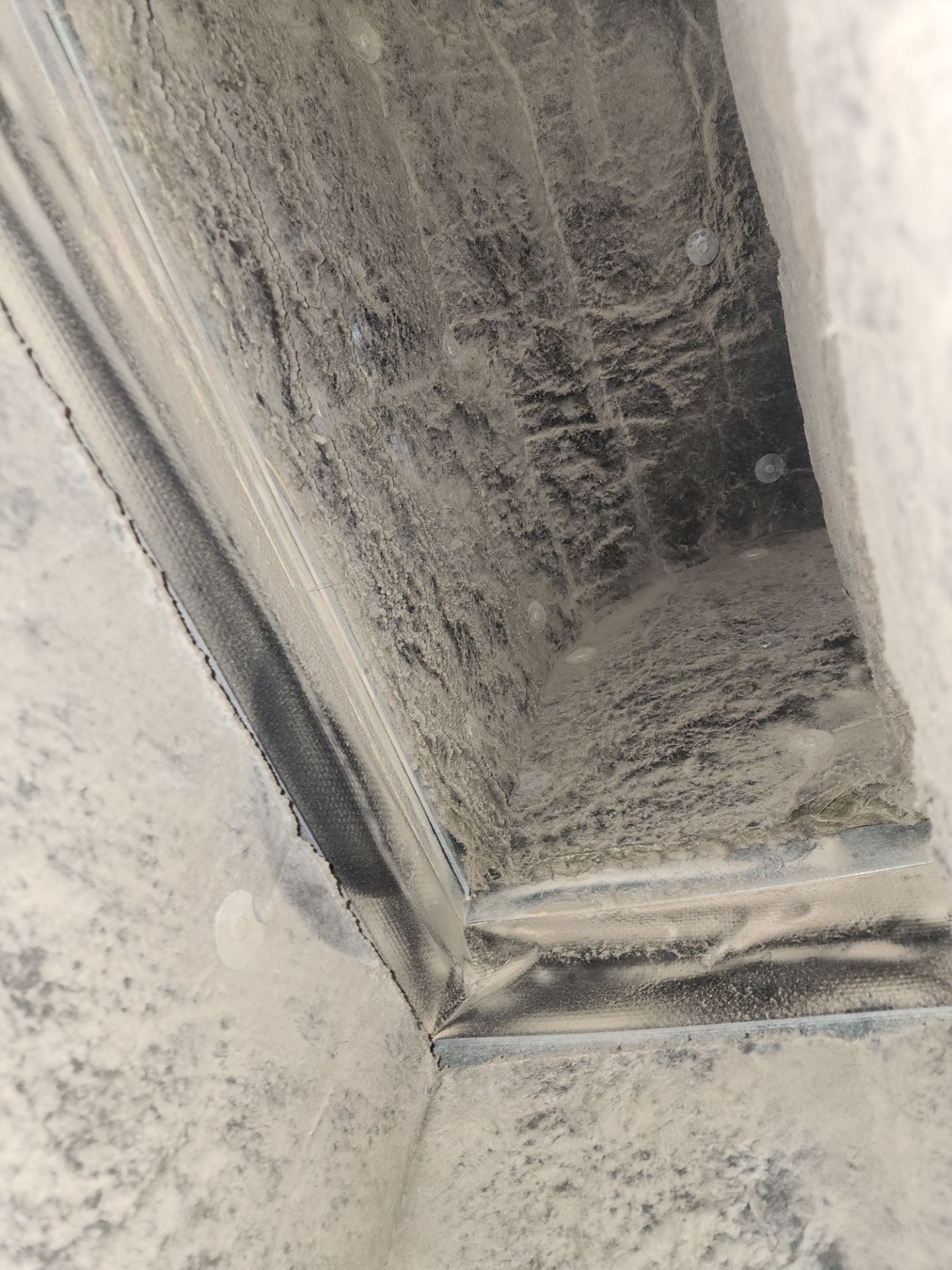 Duct Cleaning and Sanitization in Woodstock by Elemental Heating and air conditioning LLC