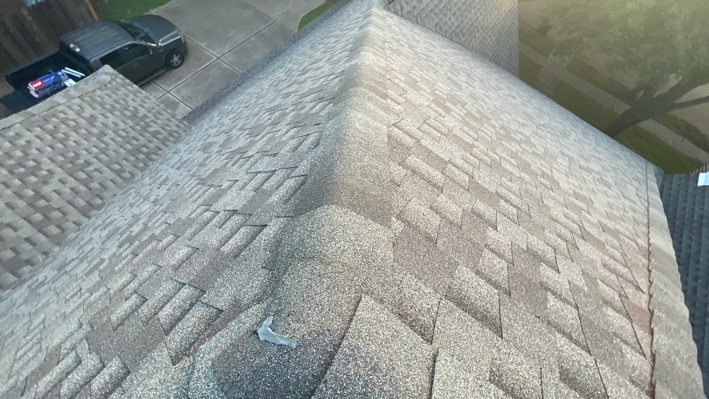 GAF HDZ - Weathered Wood by Elite Roofing LLC