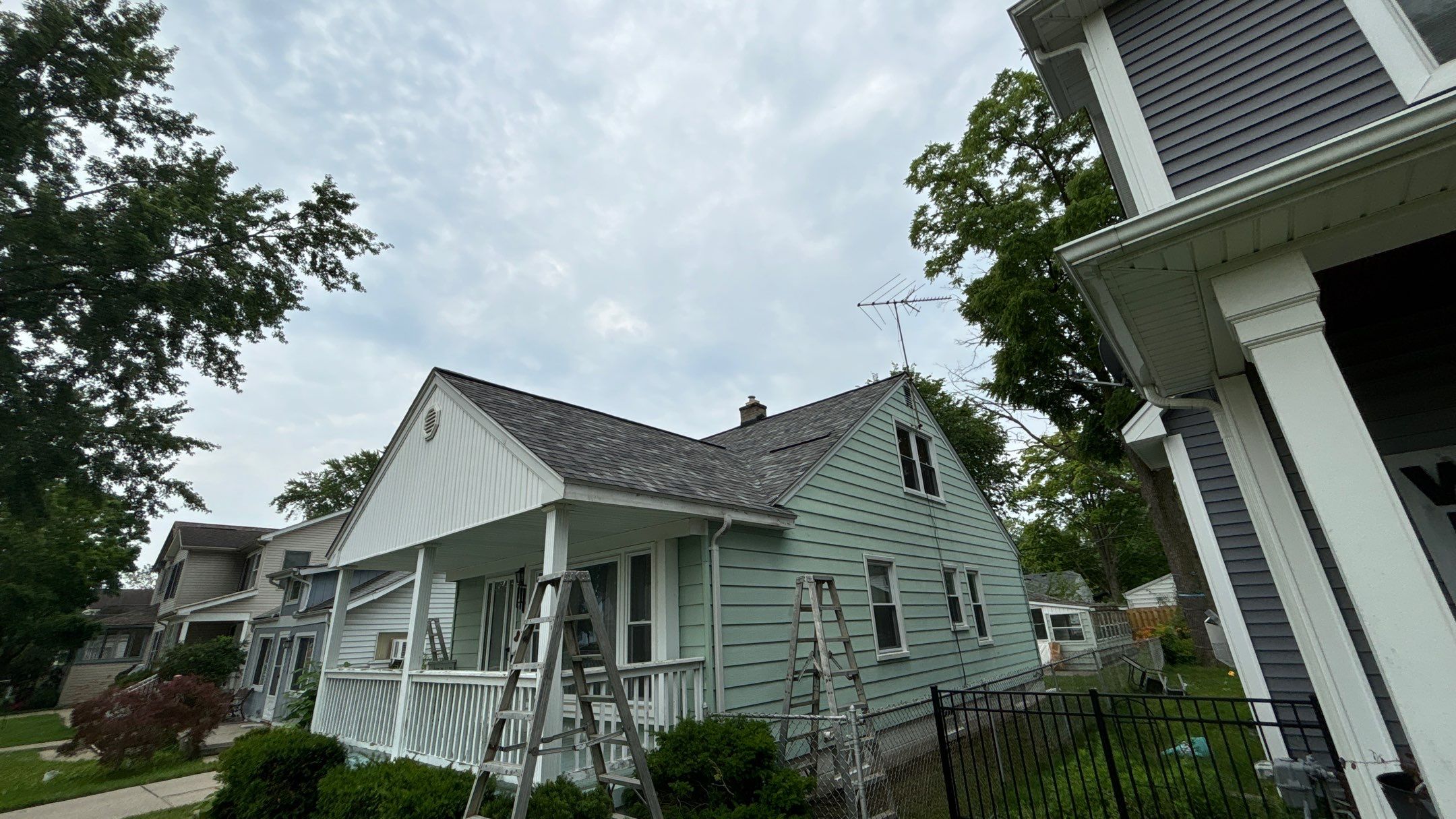 Roof Replacement using Owens Corning Duration by 180 Contractors