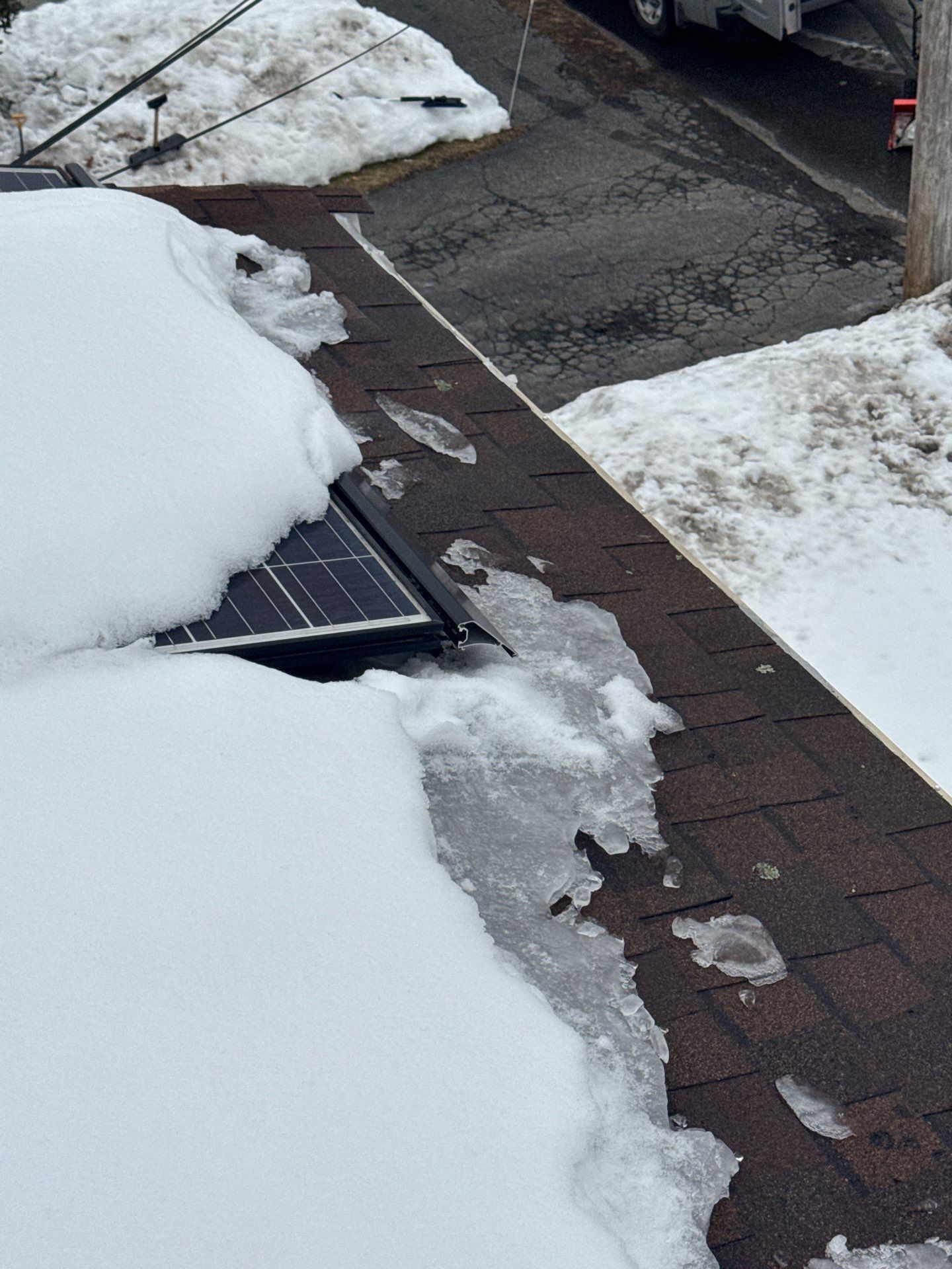 Ice Dam Removal & Snow Removal in Woburn, MA by Mighty Dog Roofing of Greater Middlesex County