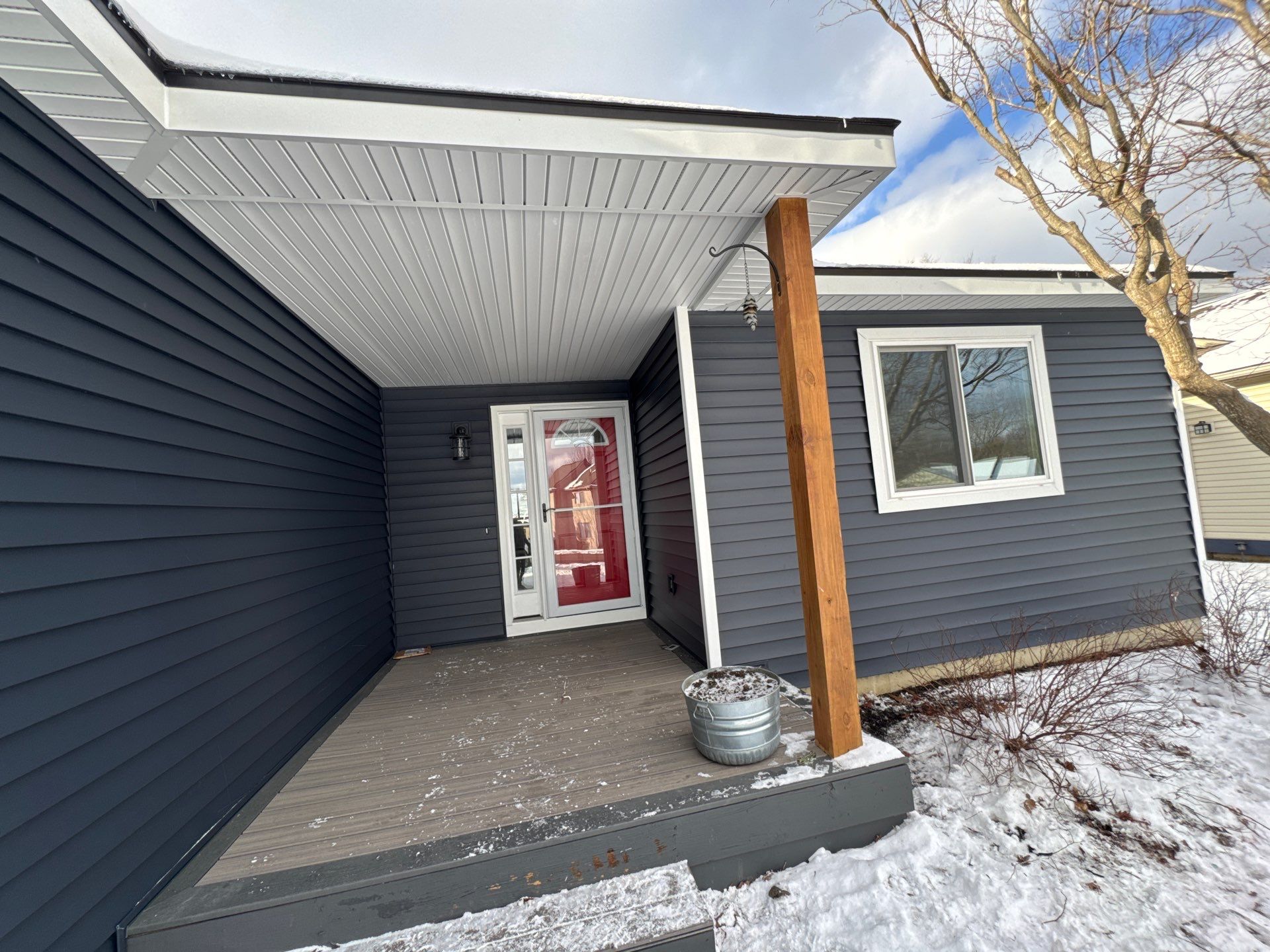 Siding Replacement using Alside Charter Oak D4.5" Riveria Dusk by 180 Contractors