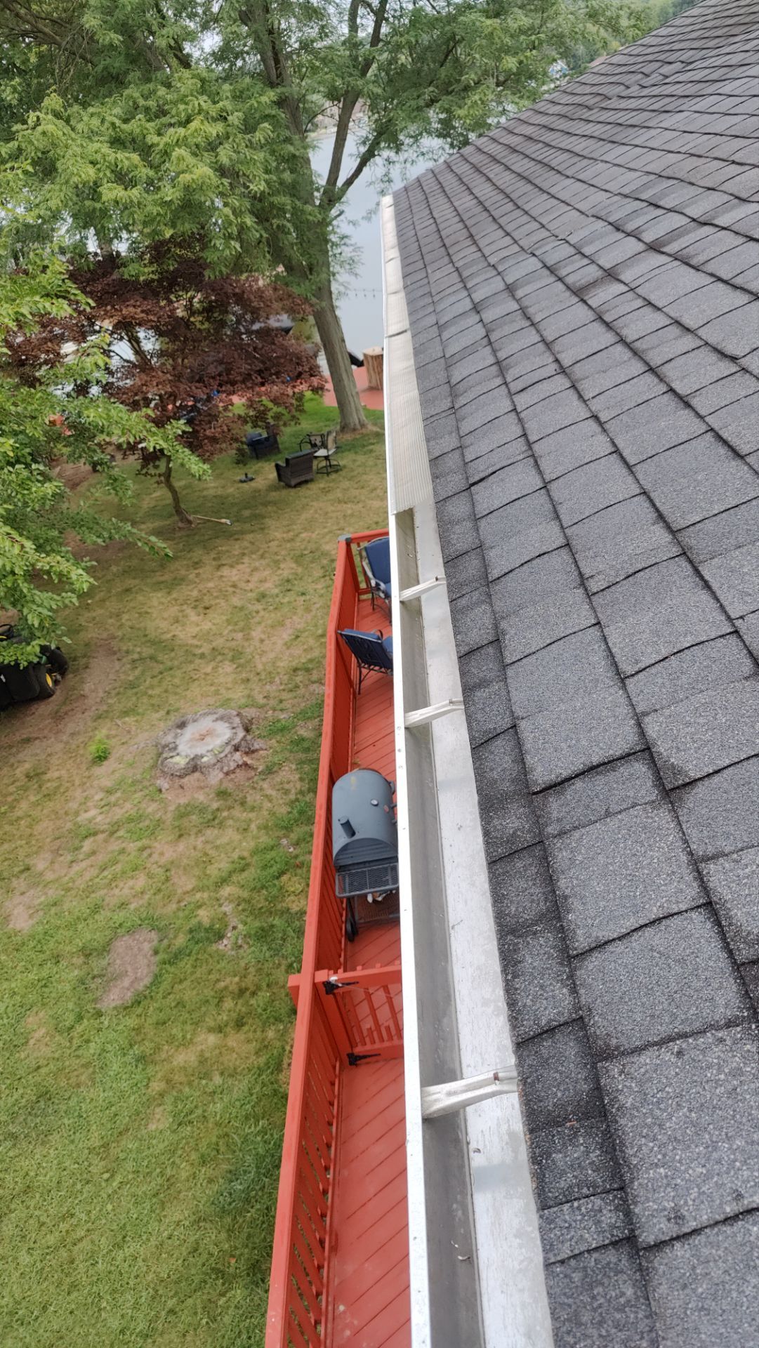 Roof Replacement using Owens Corning Onyx Black by 180 Contractors
