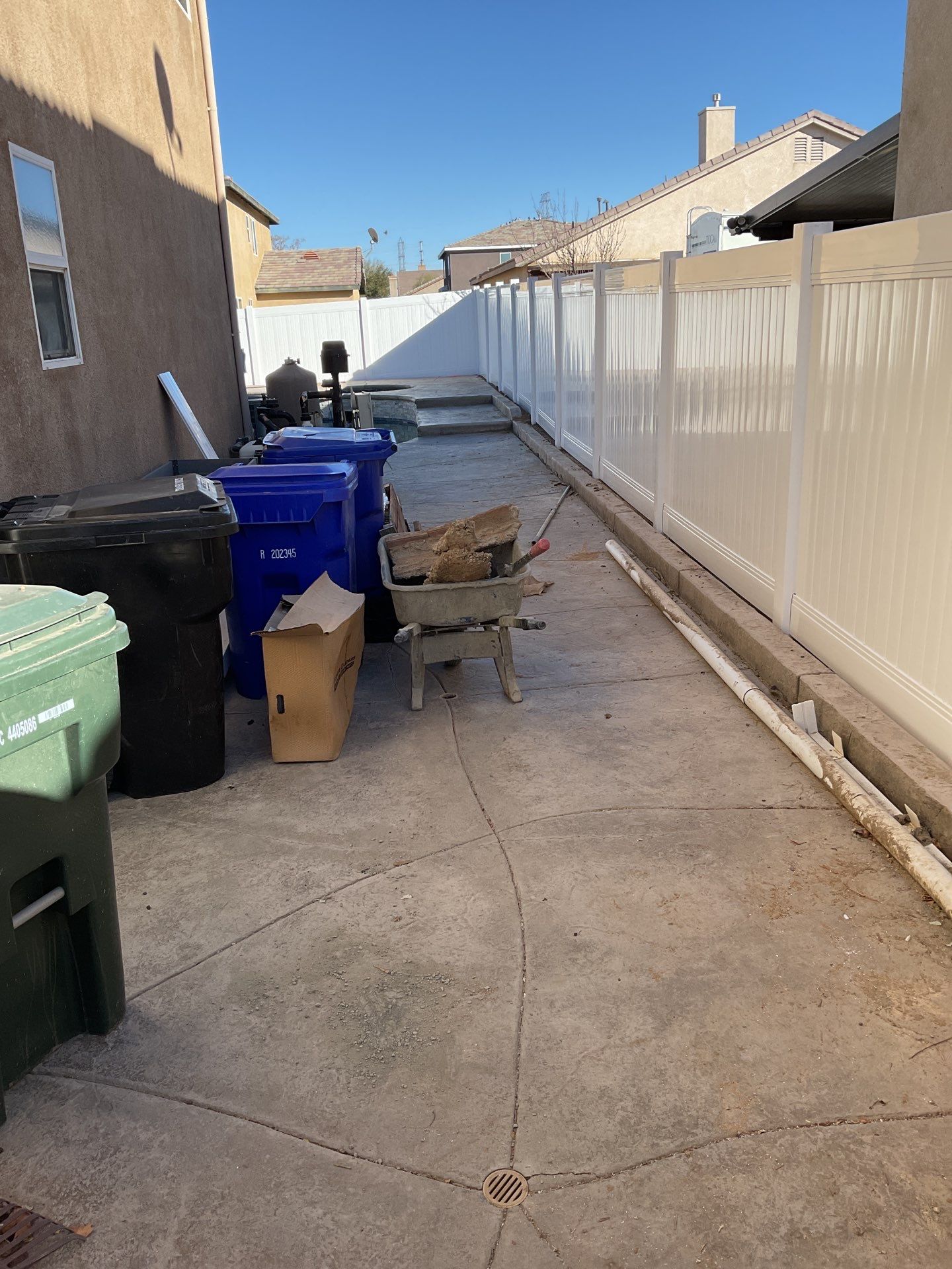Fence Installation using Vinyl by Fence Guys Inc.