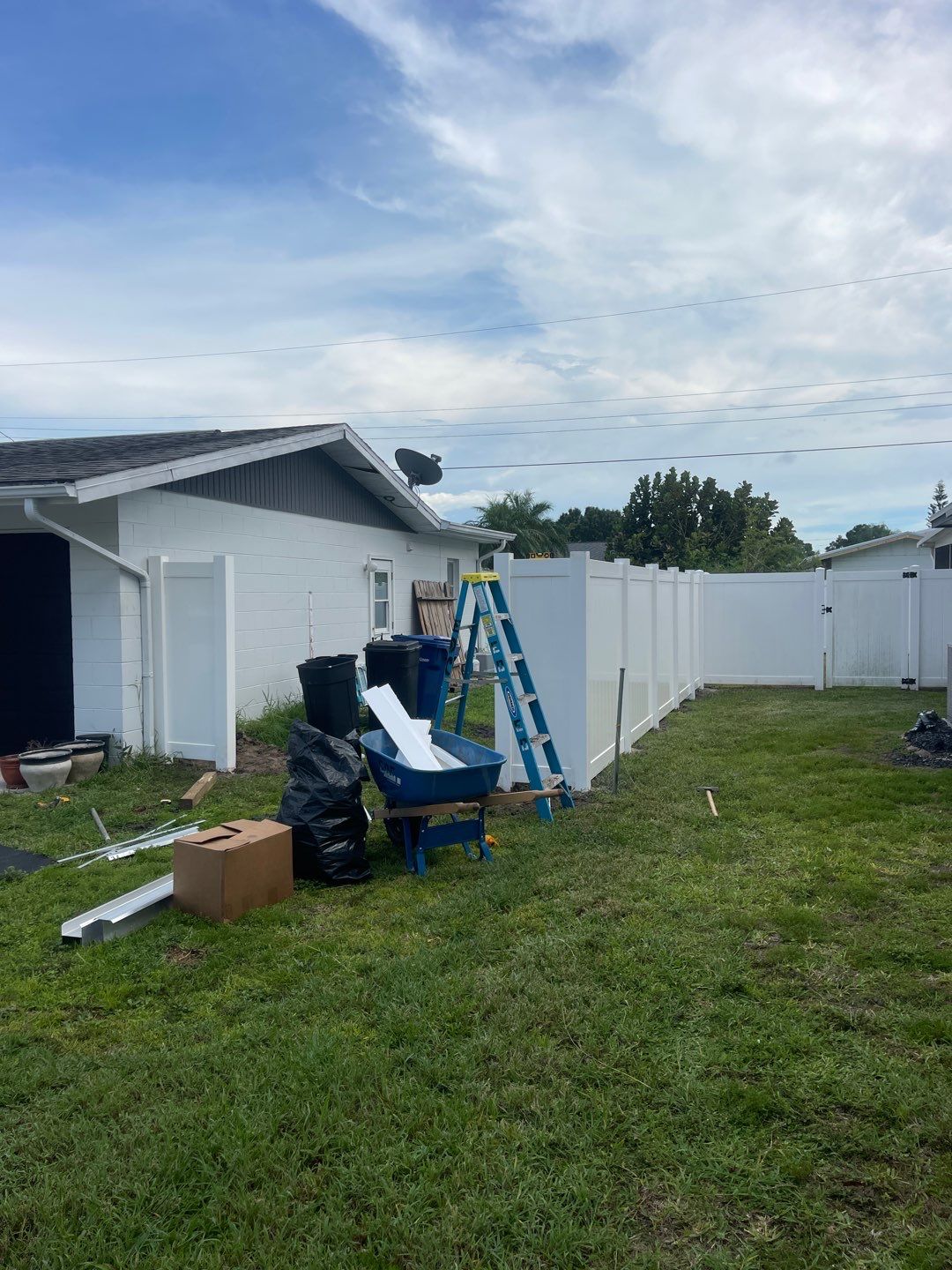Sarasota, FL 6ft. Tall White Vinyl Privacy Fence  by Asap fence and gates, LLC