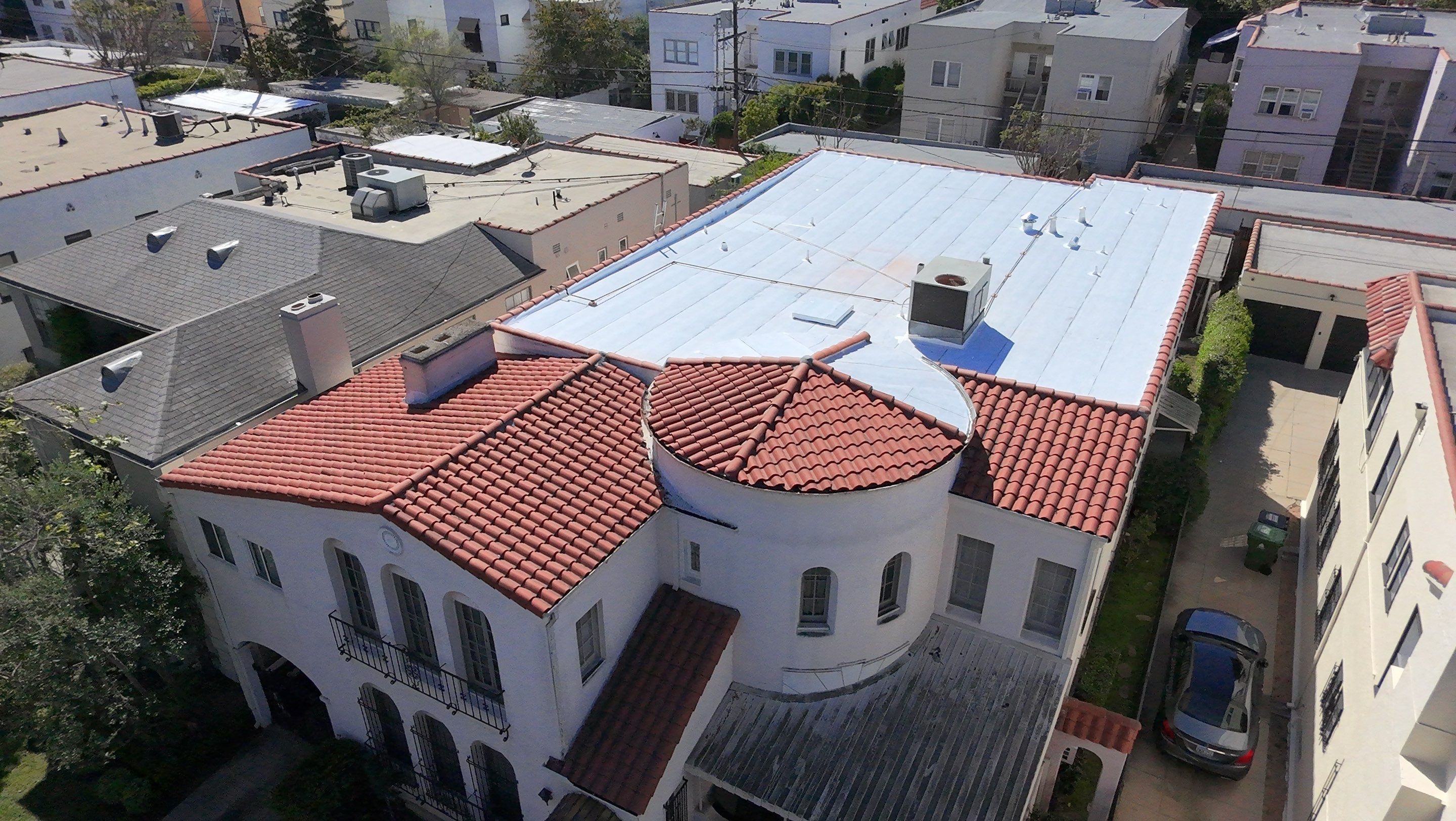 New Roof! Apartment Building in L.A.  by Hull Brothers Roofing