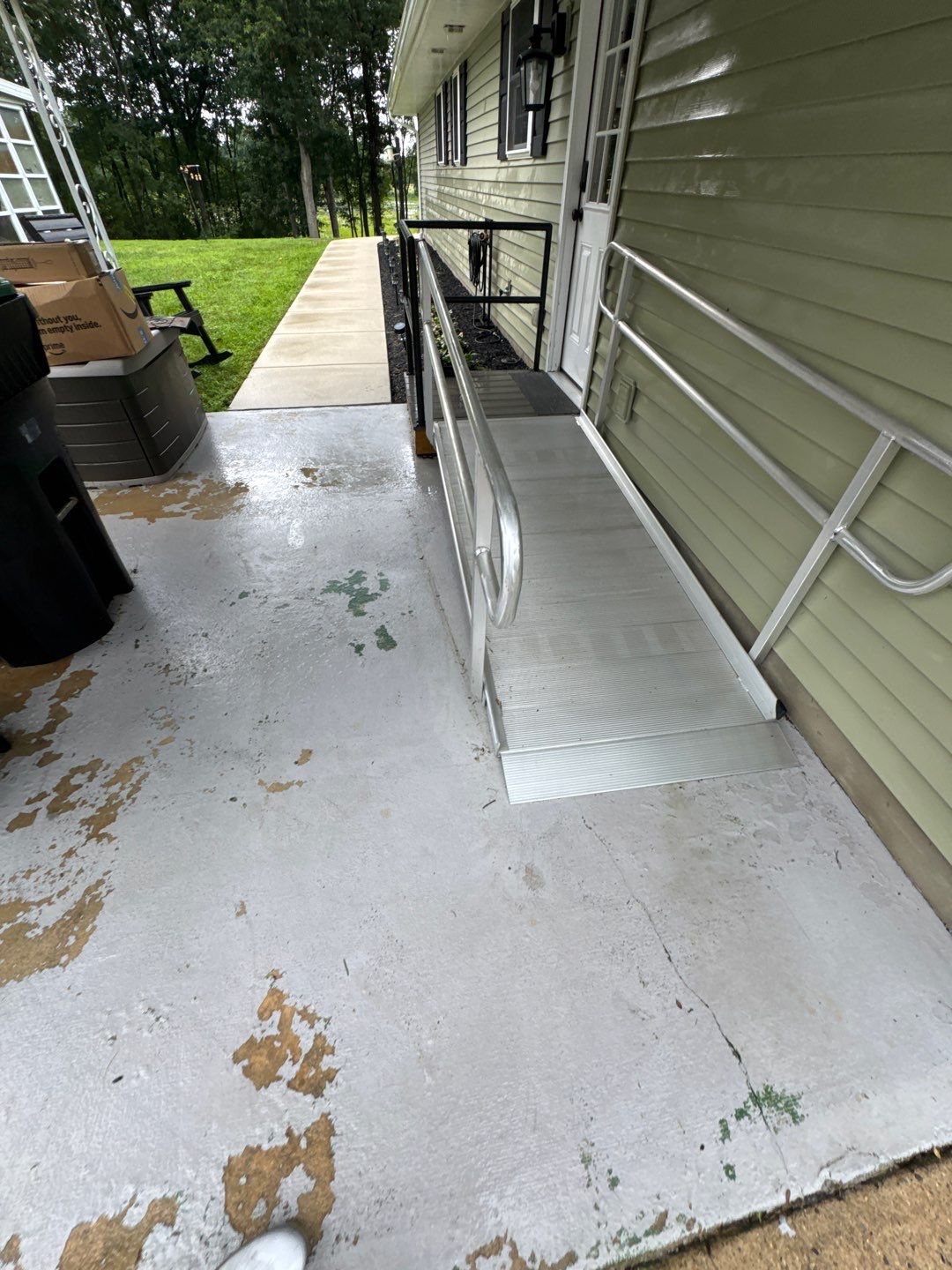 Residential Cleaning by SJ Exterior