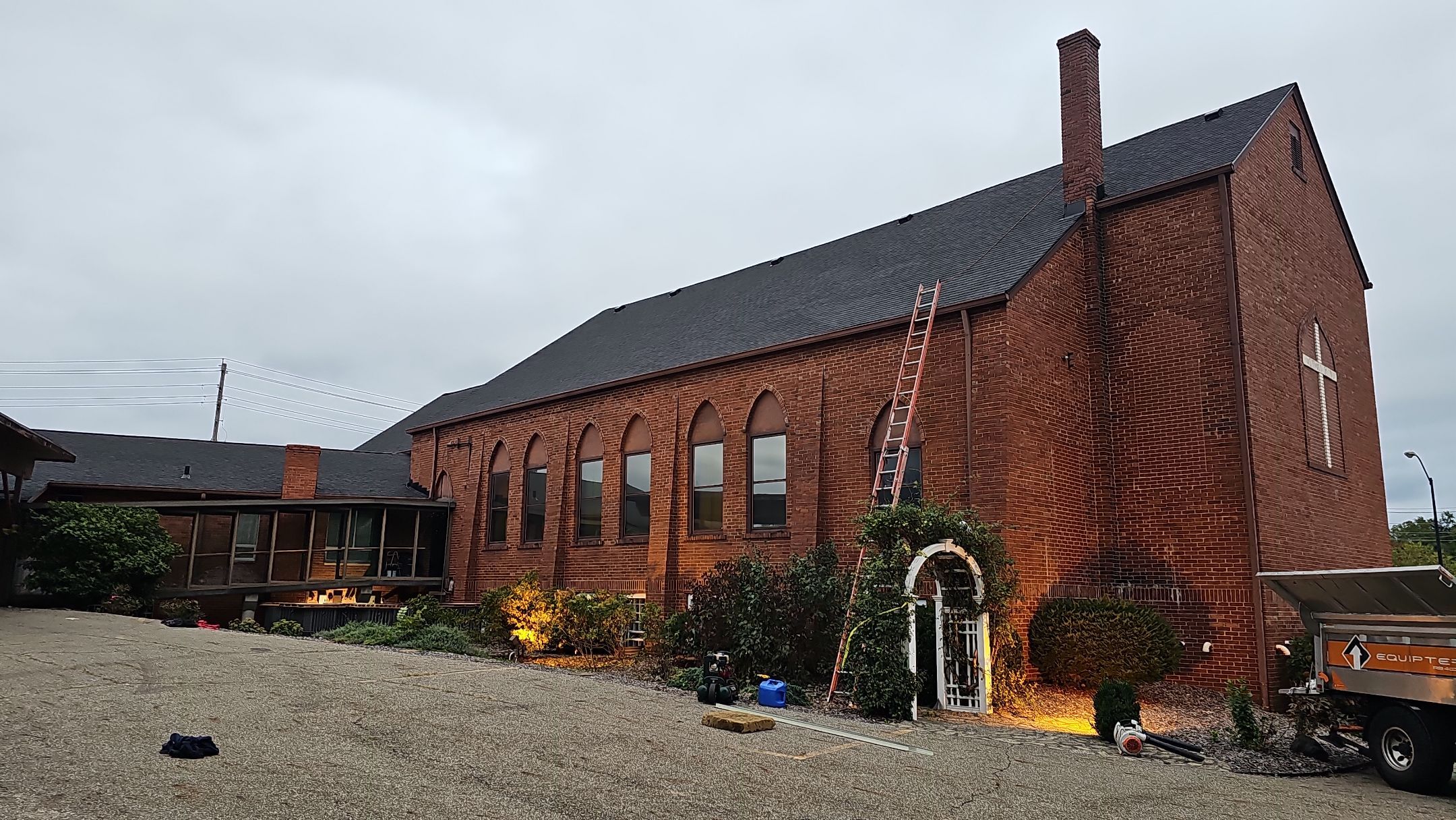 Atlas Pinnacle, Color, Black Pristine, Drip Edge, Color, Birch White by Eagle Eye Roofing