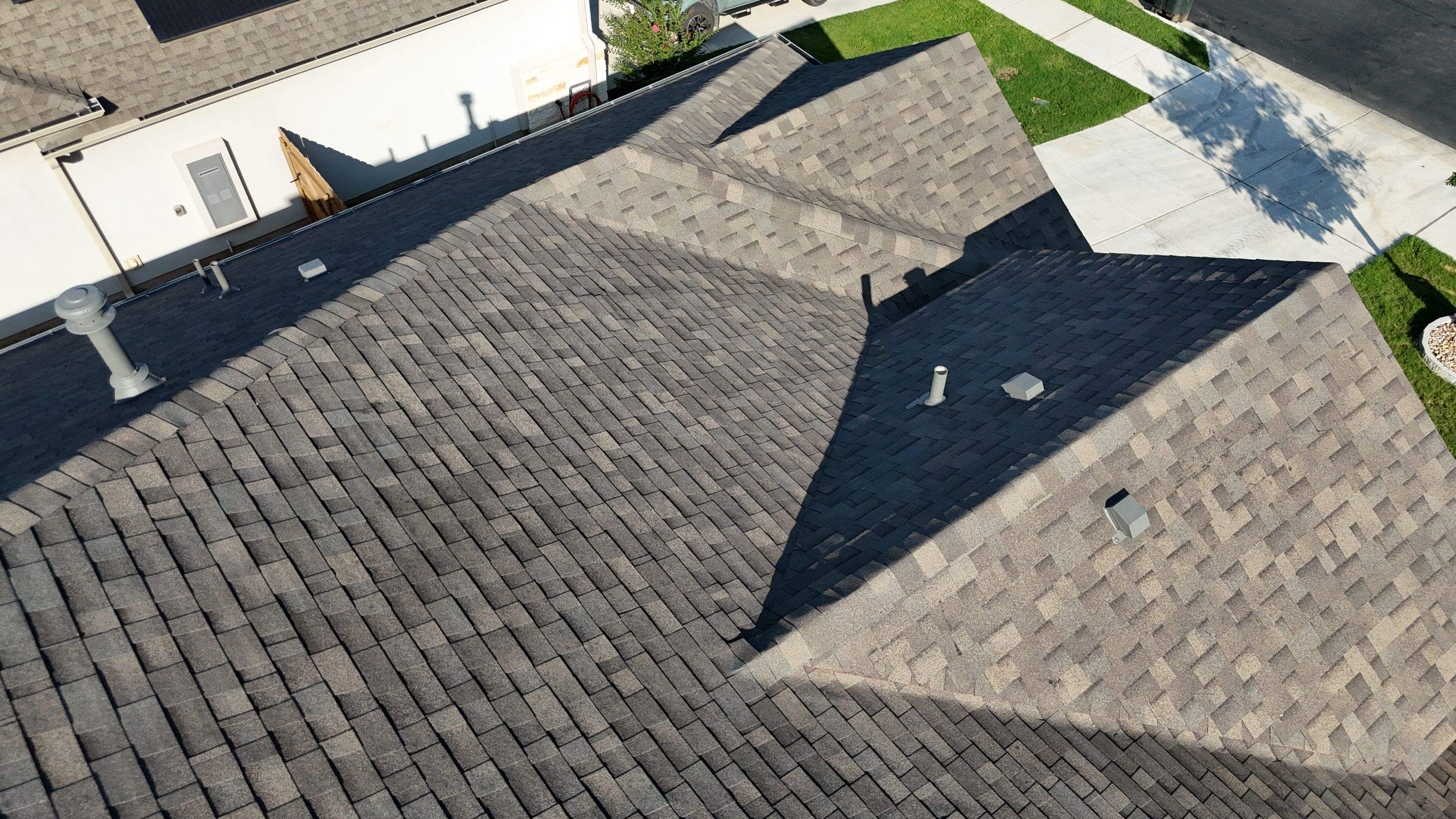 Weathered Wood - Malarkey Vista by RoofsOnly.com