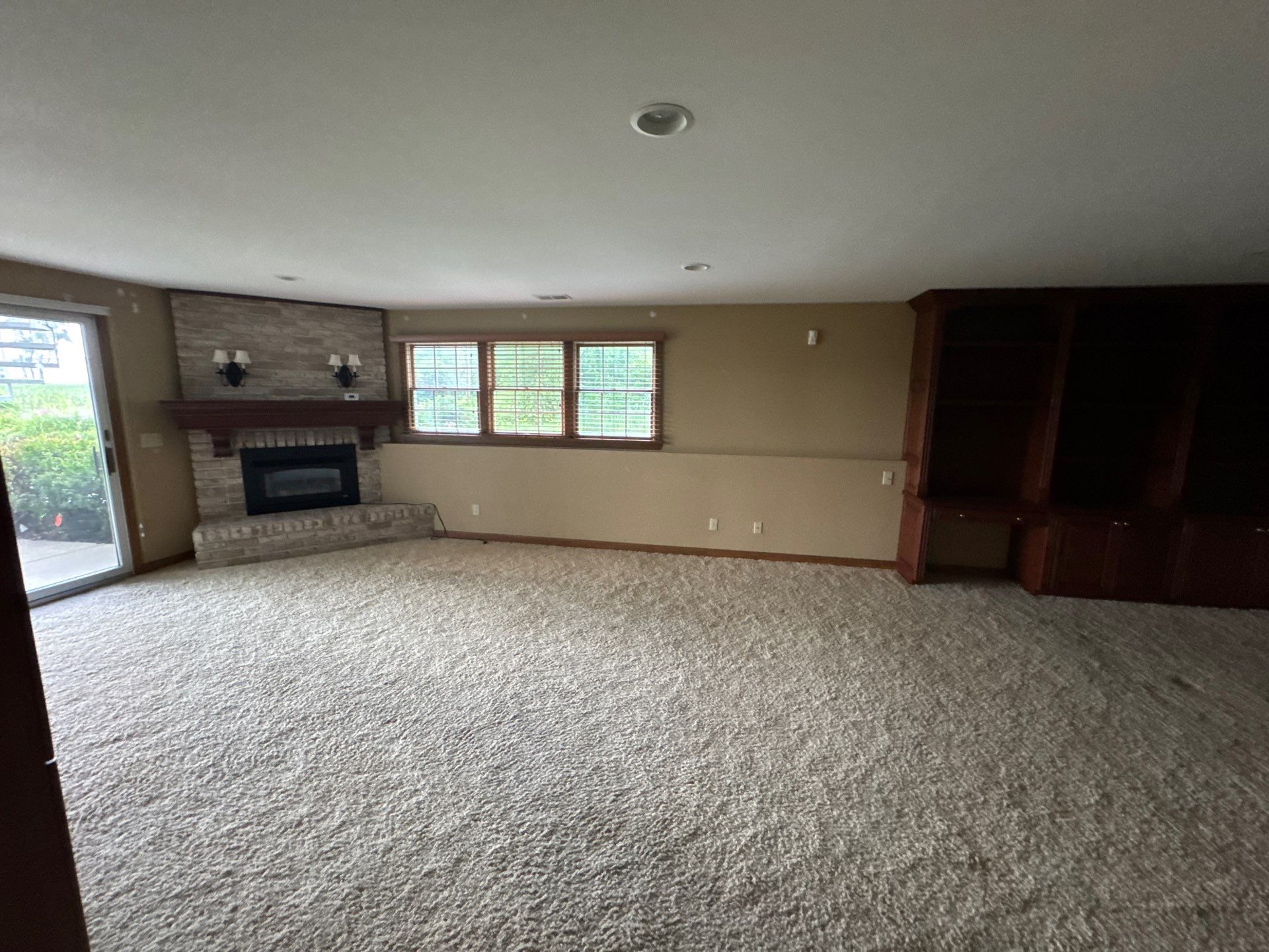 Full Interior Condo Painting in Spring Lake Michigan by Gordon Painting
