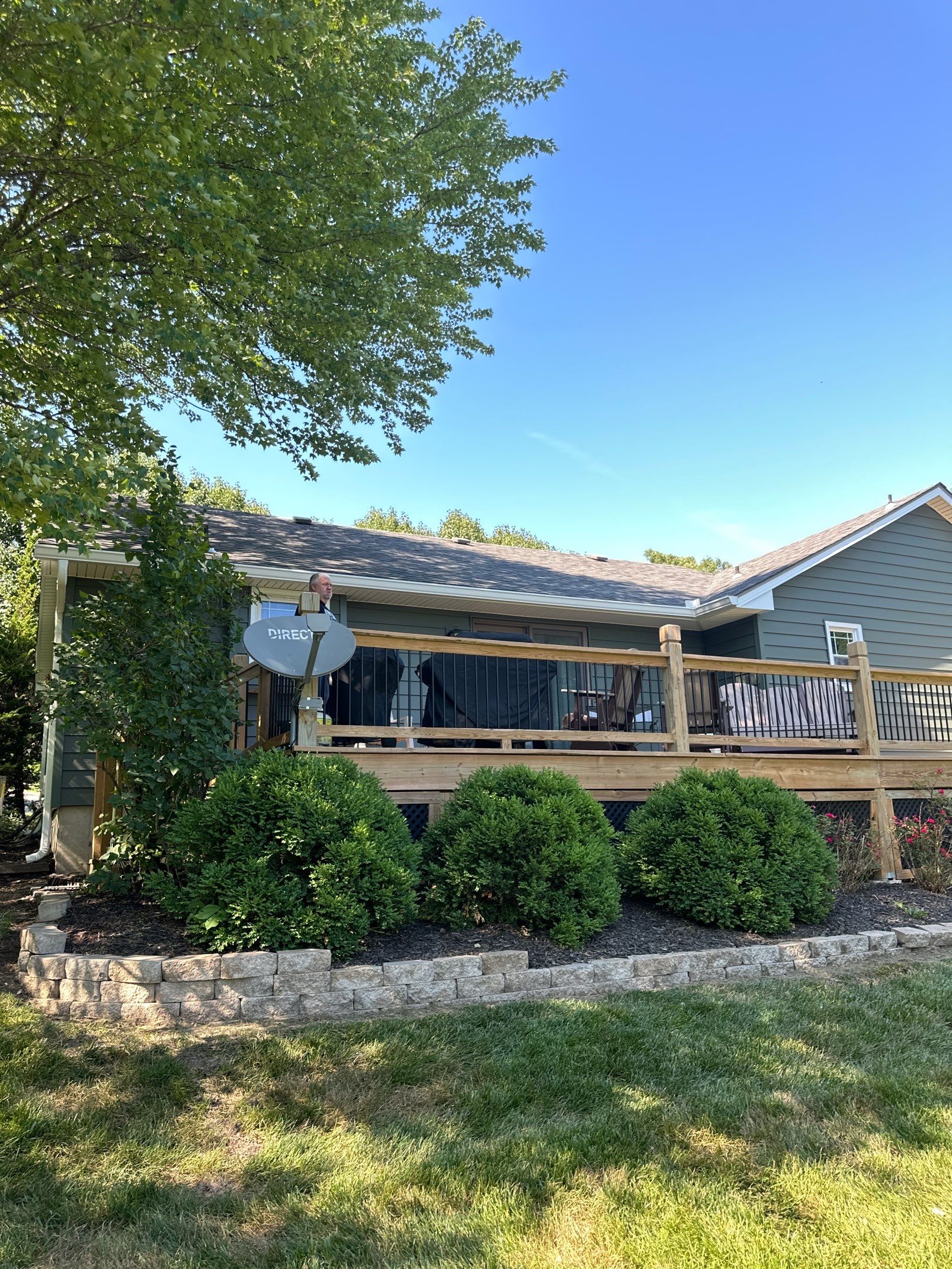 New Craneboard Siding on this Platte City, Mo home  by EEC  Windows, Siding & Roofing 