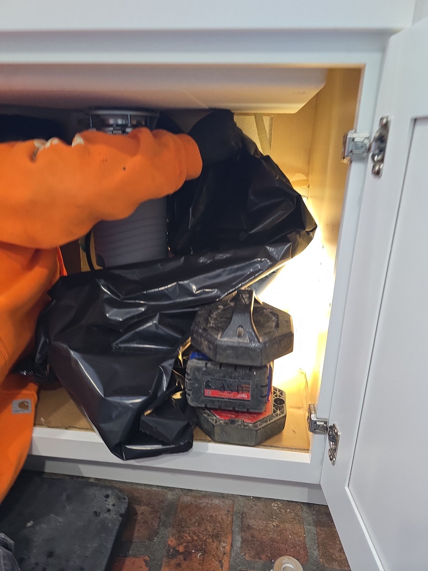 Water Leak Inspection & Repair by Us Plumbing 