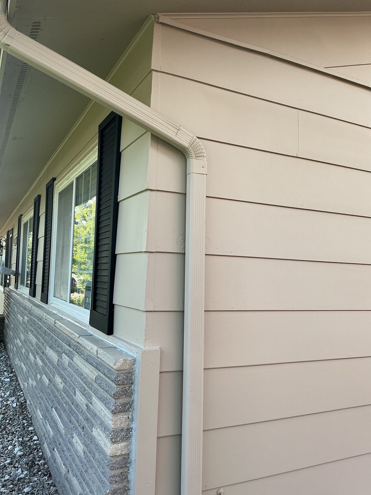 Residential Exterior Repaint in Ames by Midwest Paint LLC