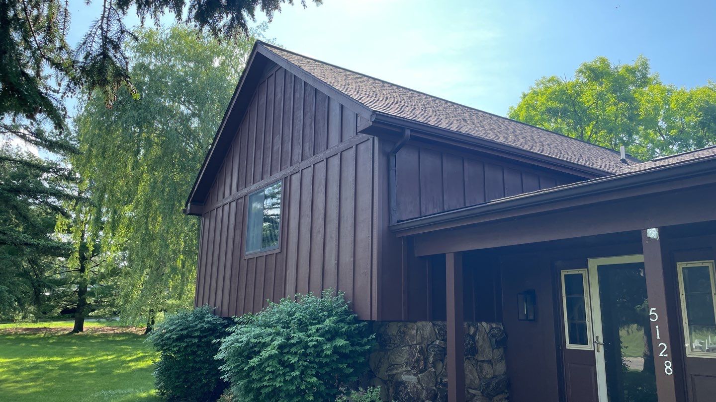 Siding Replacement using CertainTeed Restoration Classis D4 by 180 Contractors