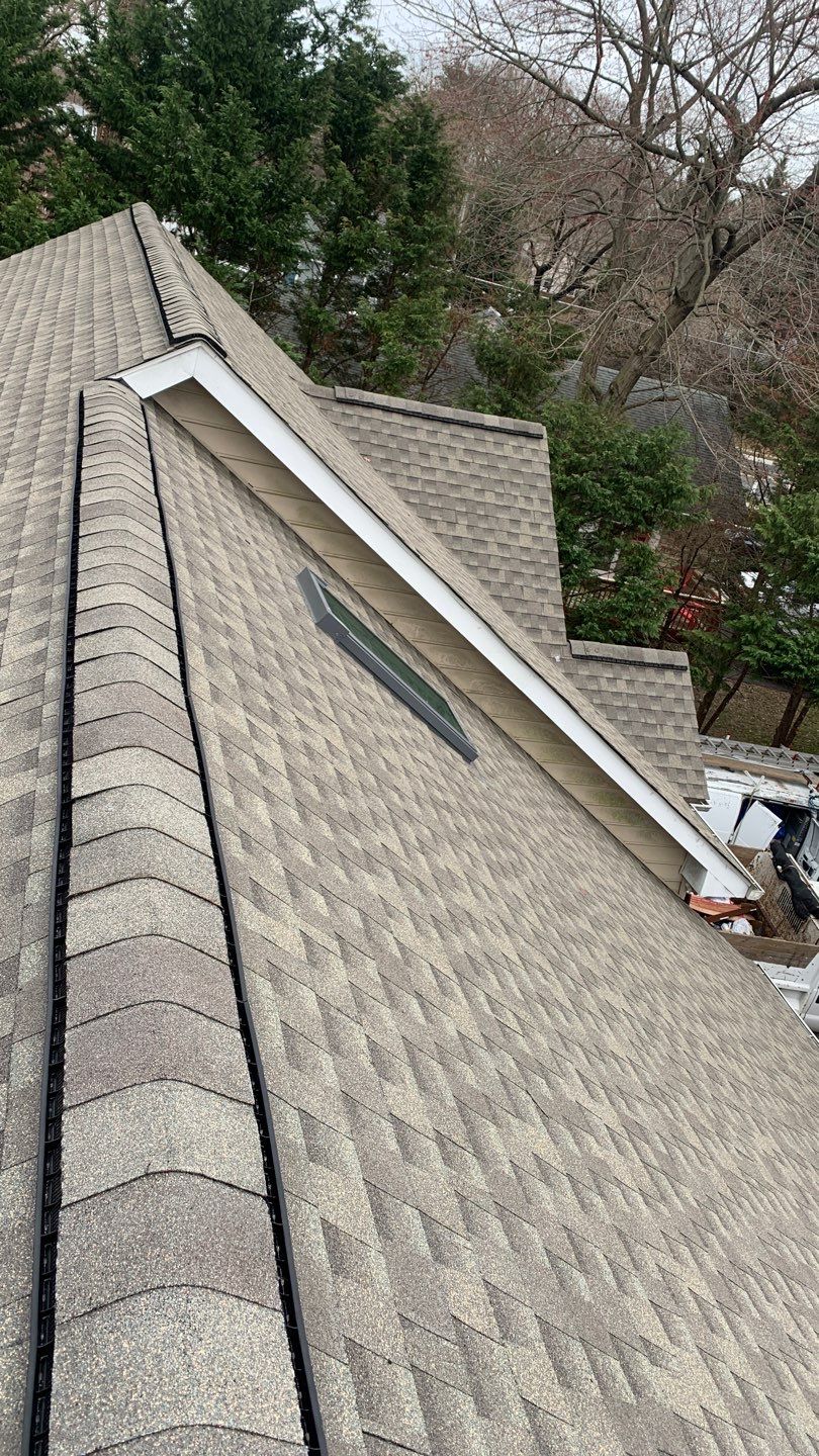 Roof Replacement using GAF Timberline HDZ by American Home Contractors