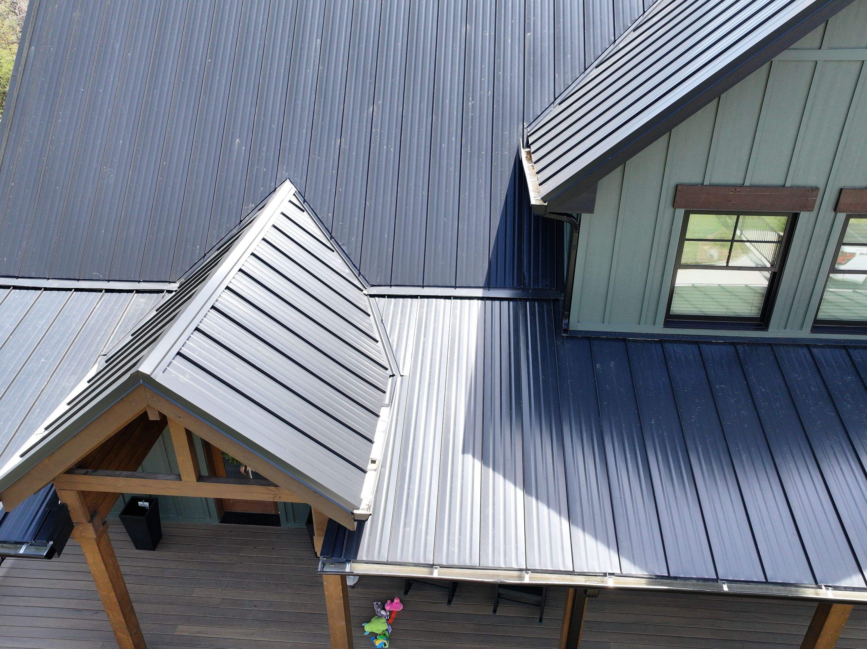 Rogers Residence by Omnia Roofing