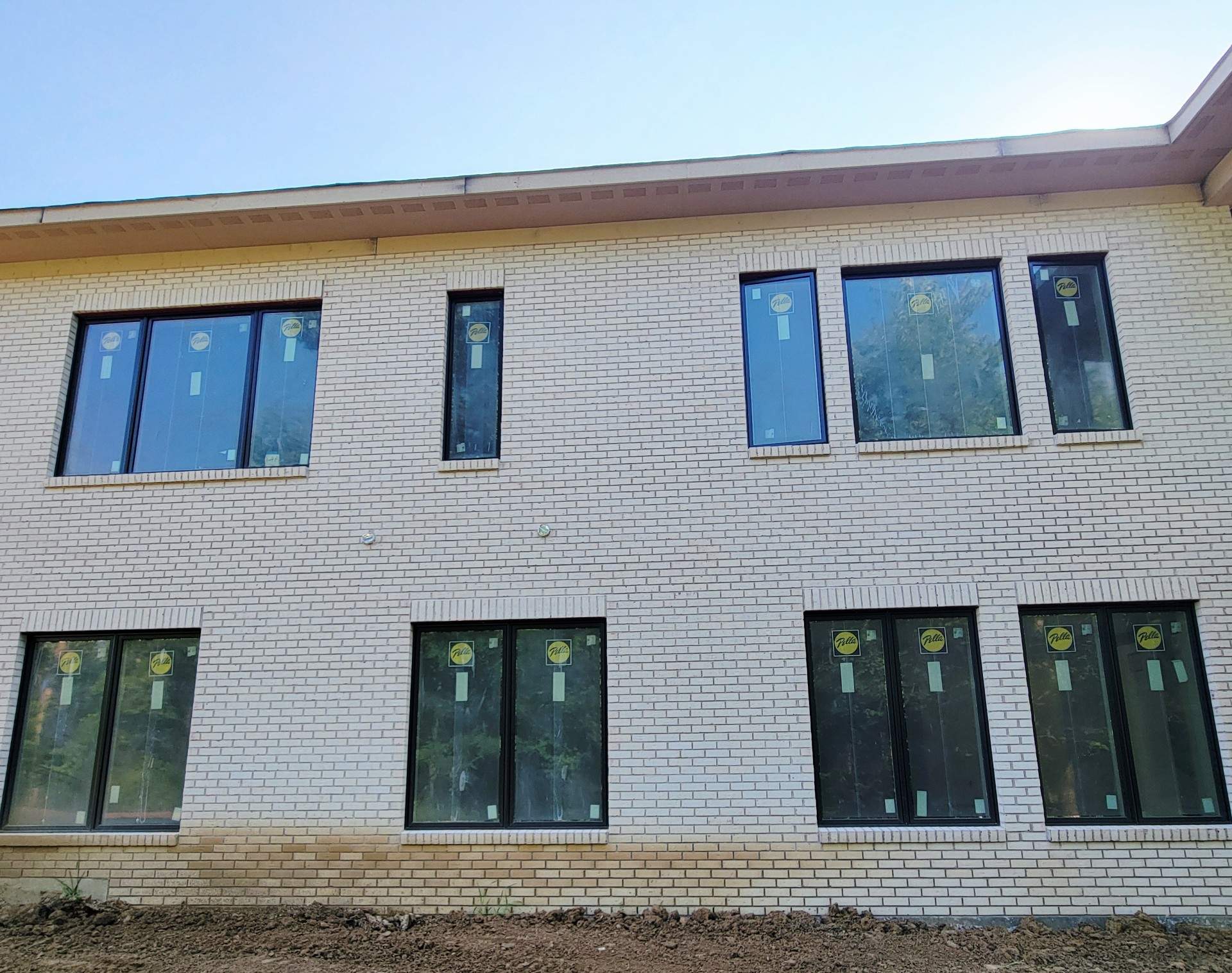 Toebben 25-7/Bentwood Ct by Pella Windows & Doors
