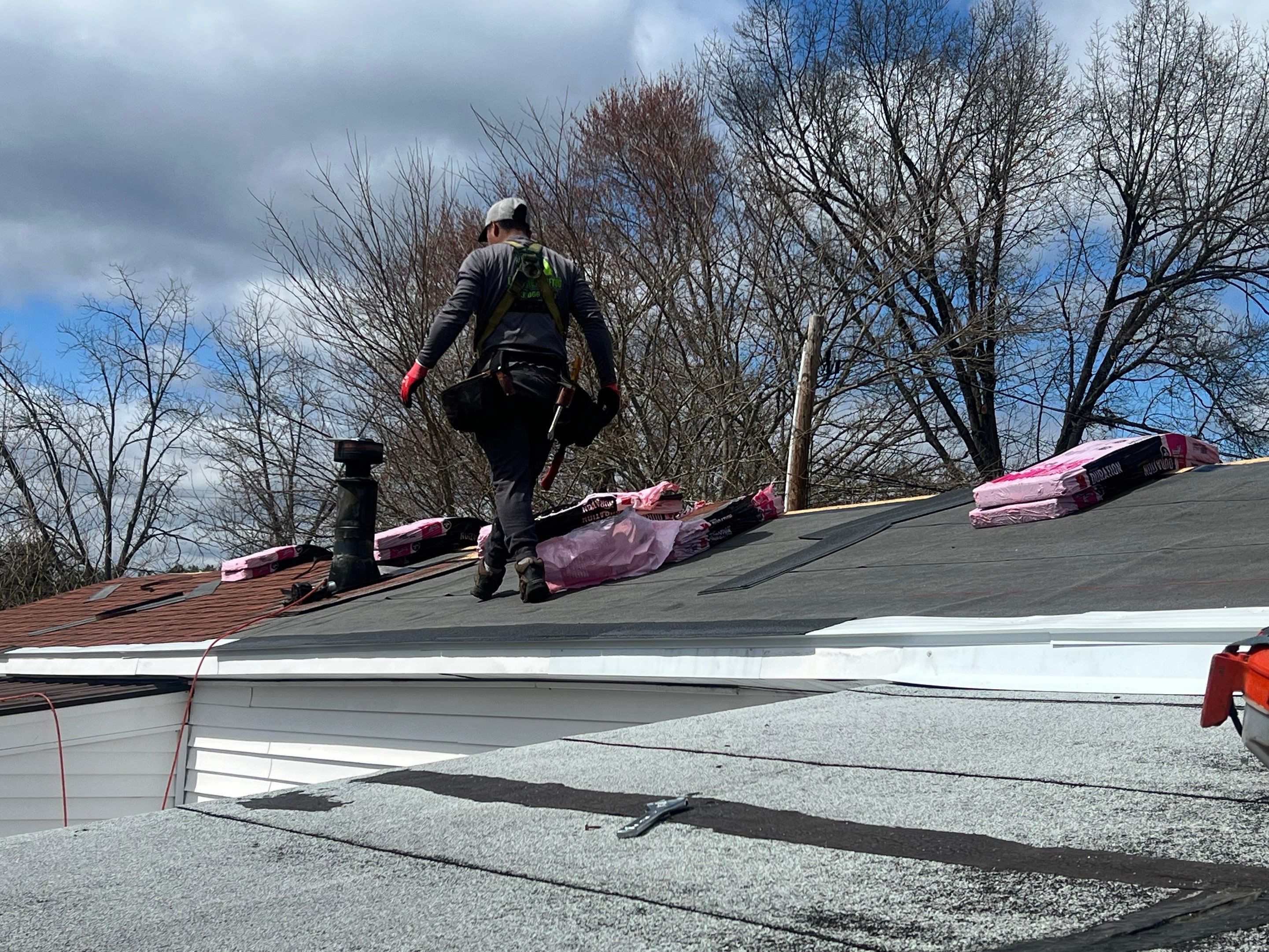 Corrugated Metal and Asphalt in Merrimack New Hampshire by Tall pine roofing