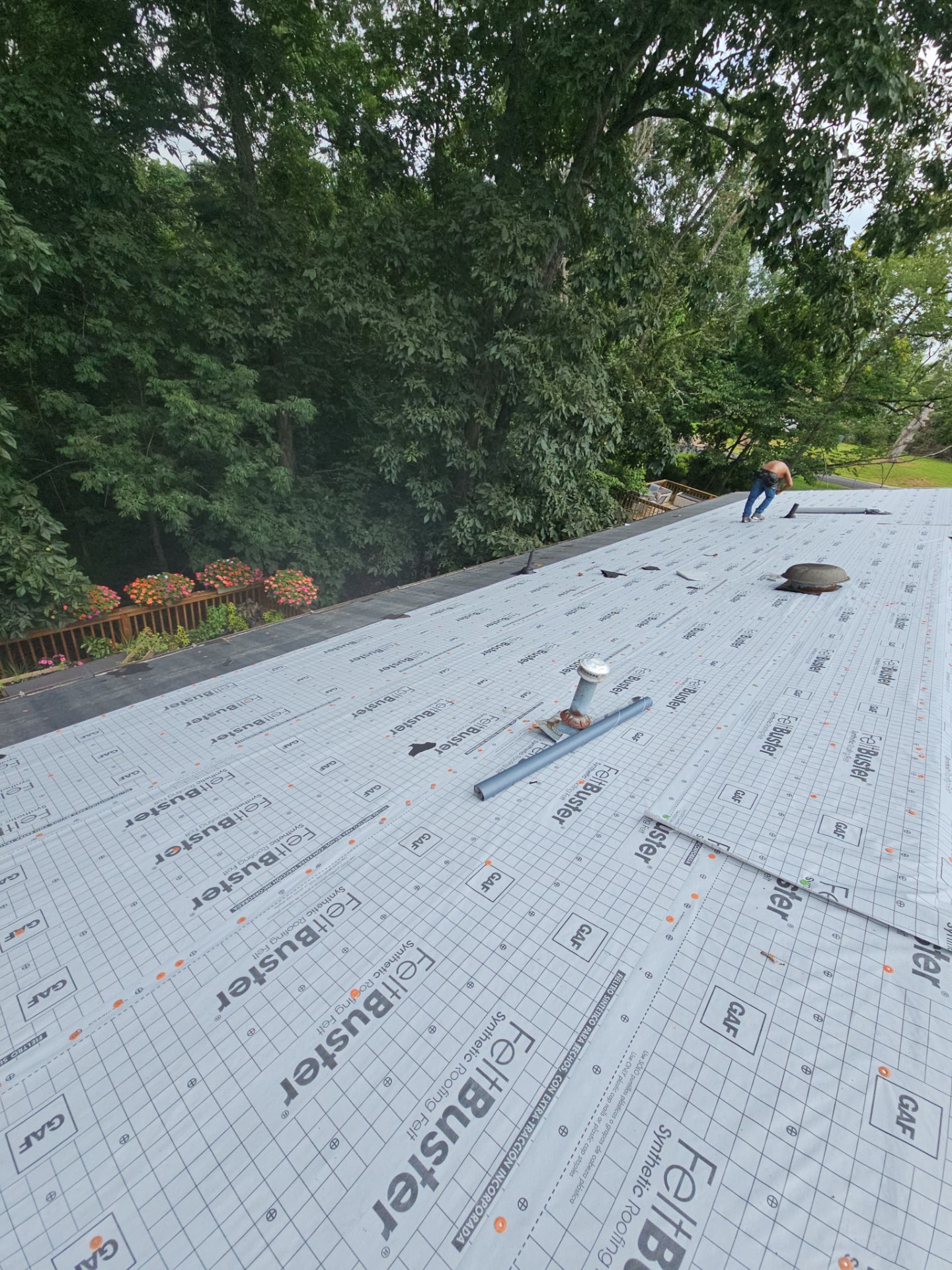 Residential Roofing Installation using GAF Timberline HDZ Barkwood by Rainstoppers Roofing